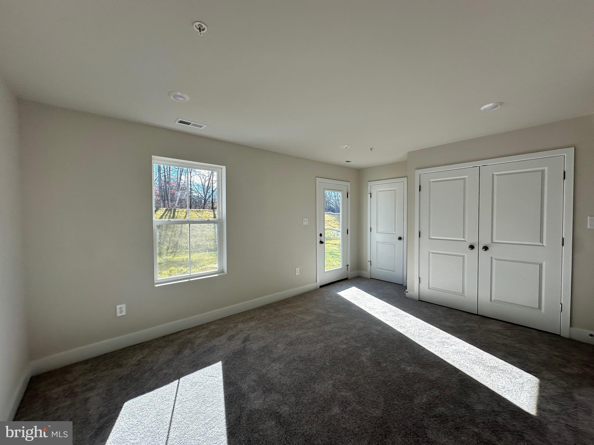 ST CHARLES HORIZON - Residential