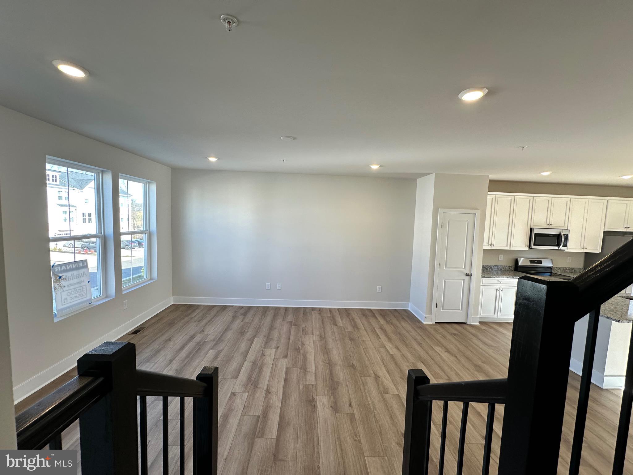 ST CHARLES HORIZON - Residential