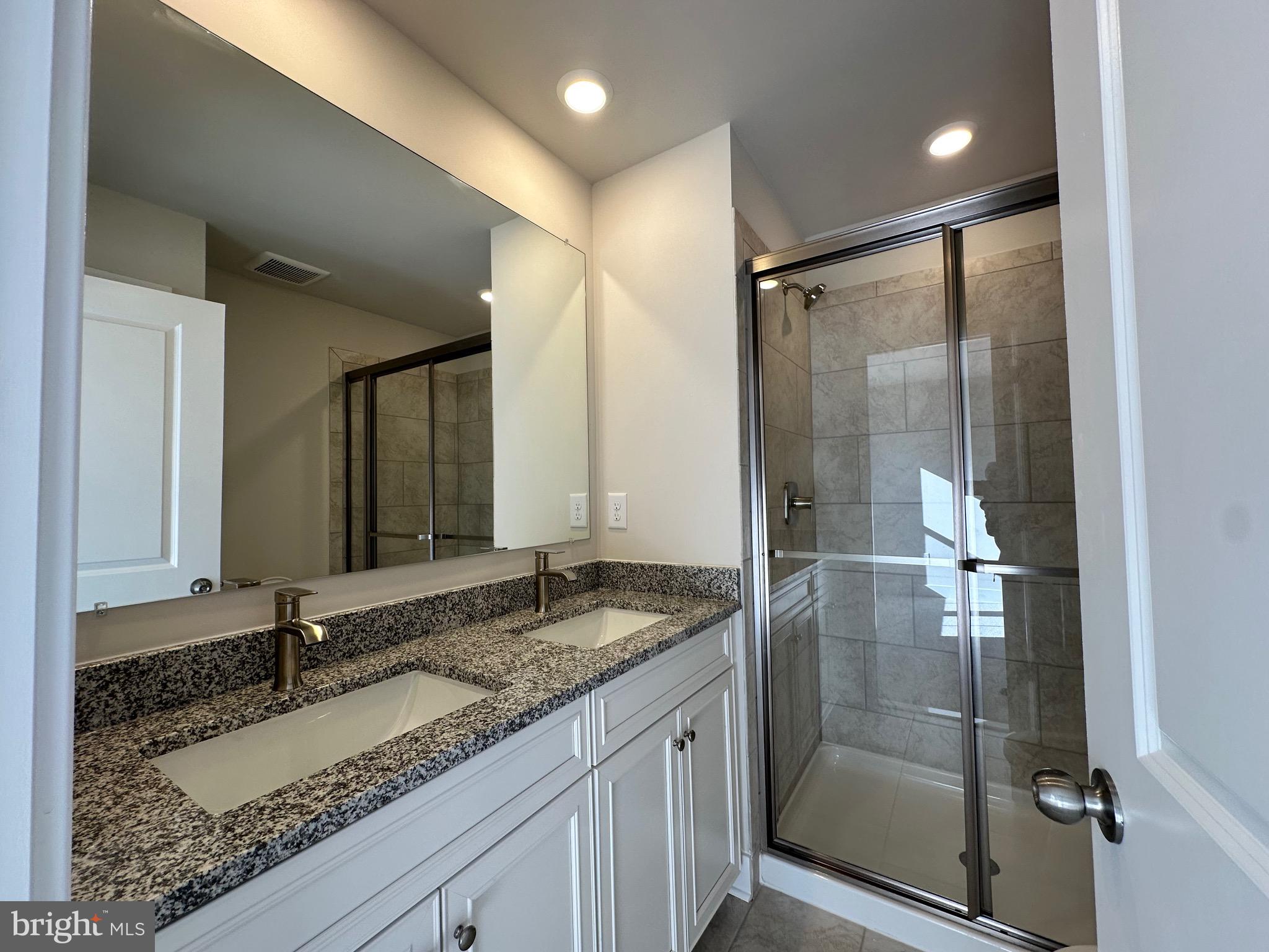 ST CHARLES HORIZON - Residential