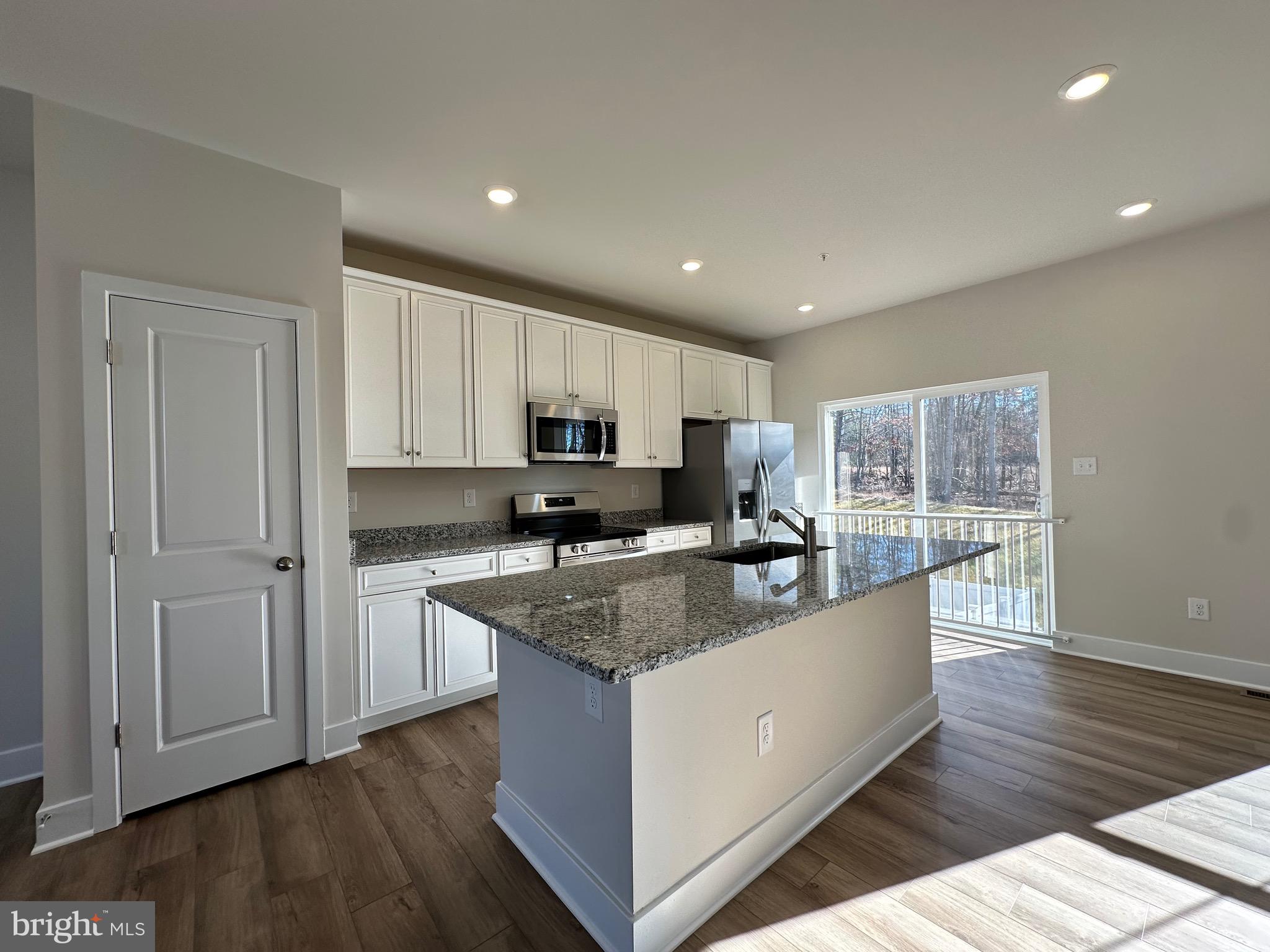 ST CHARLES HORIZON - Residential