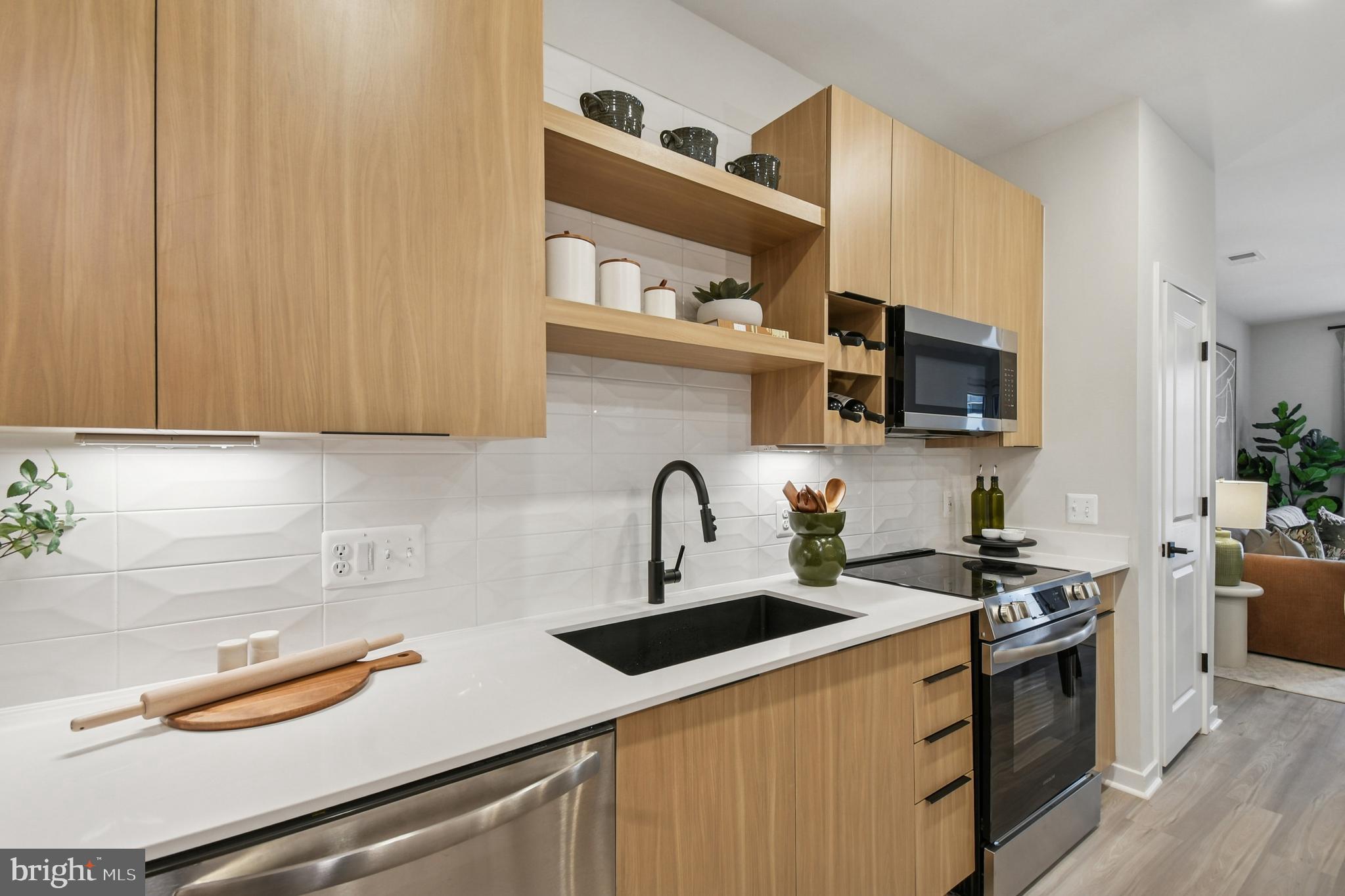 MOOREFIELD - Residential Lease