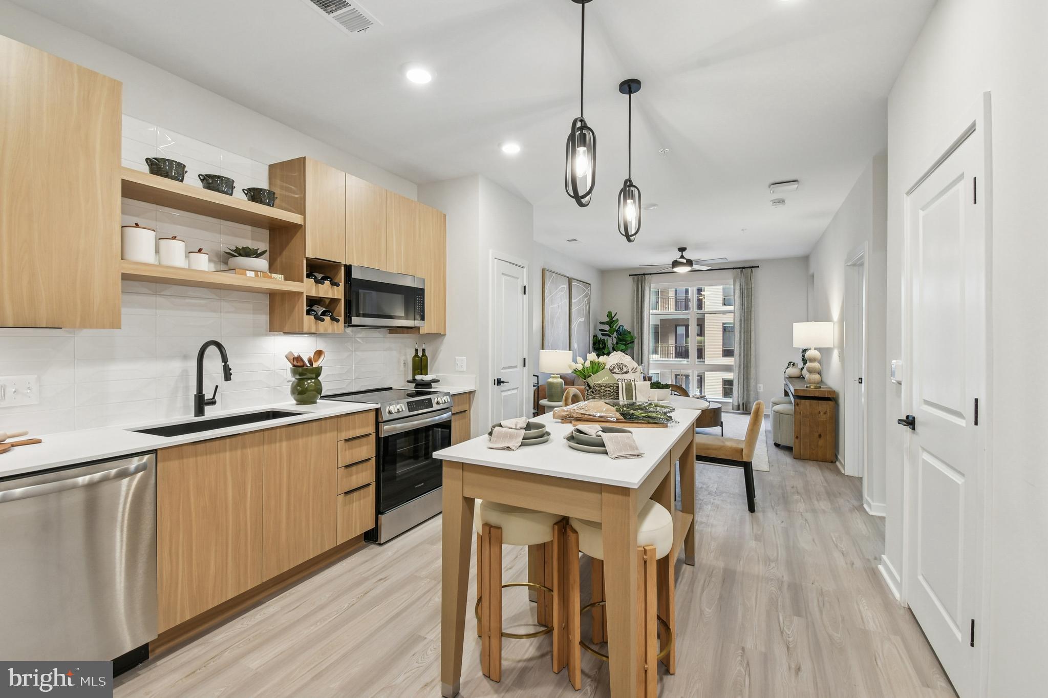 MOOREFIELD - Residential Lease