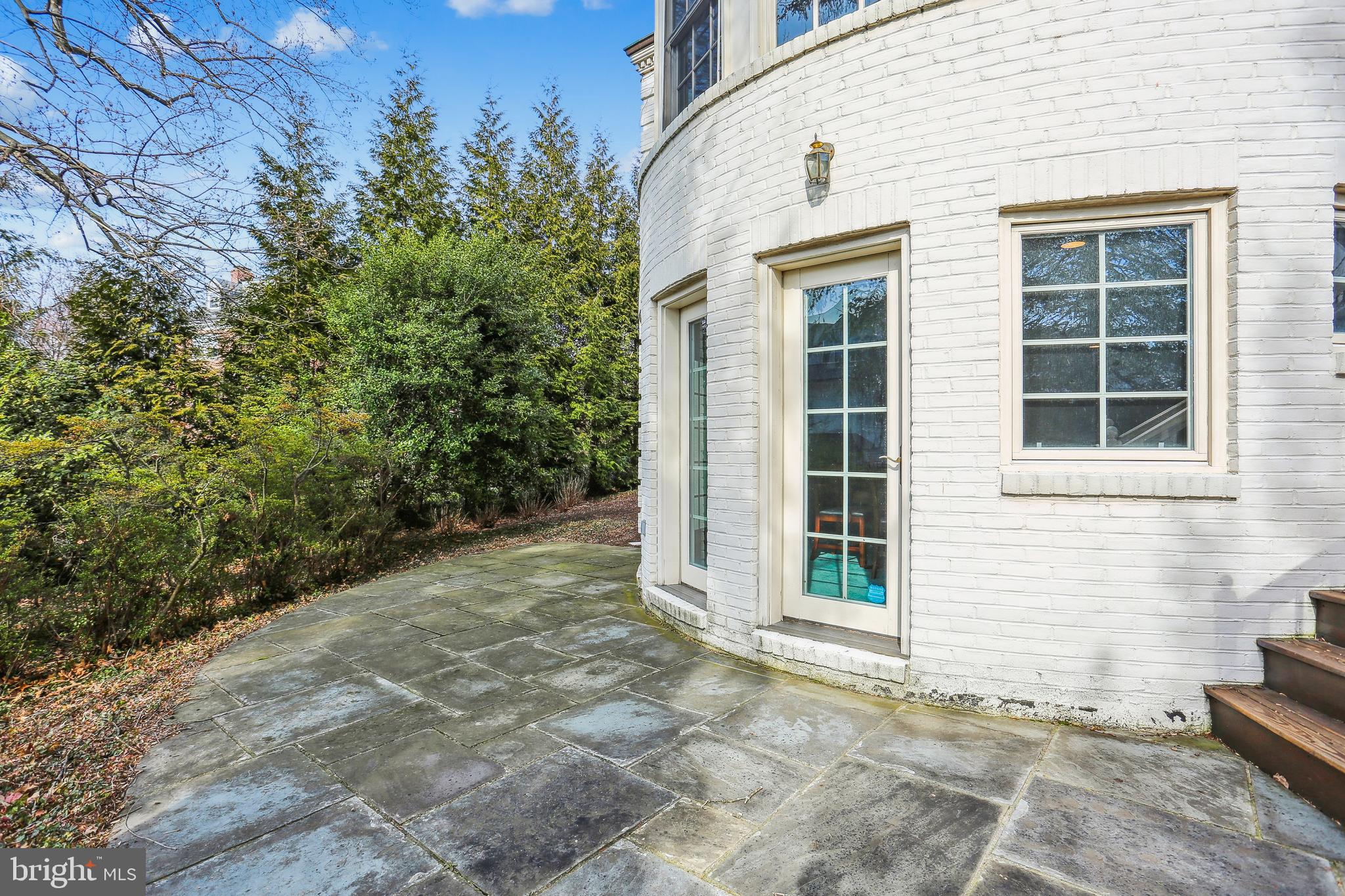 KENWOOD - Residential