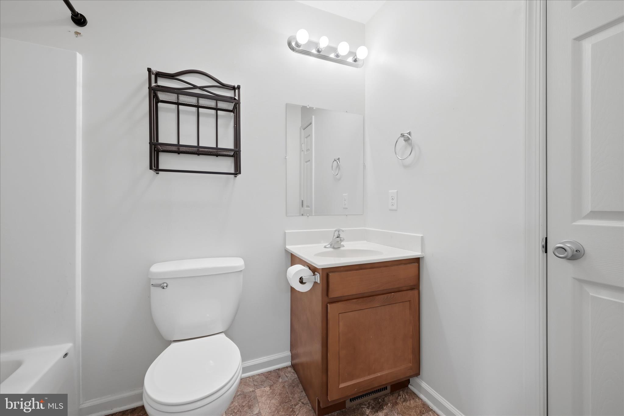 INWOOD VILLAGE - Residential