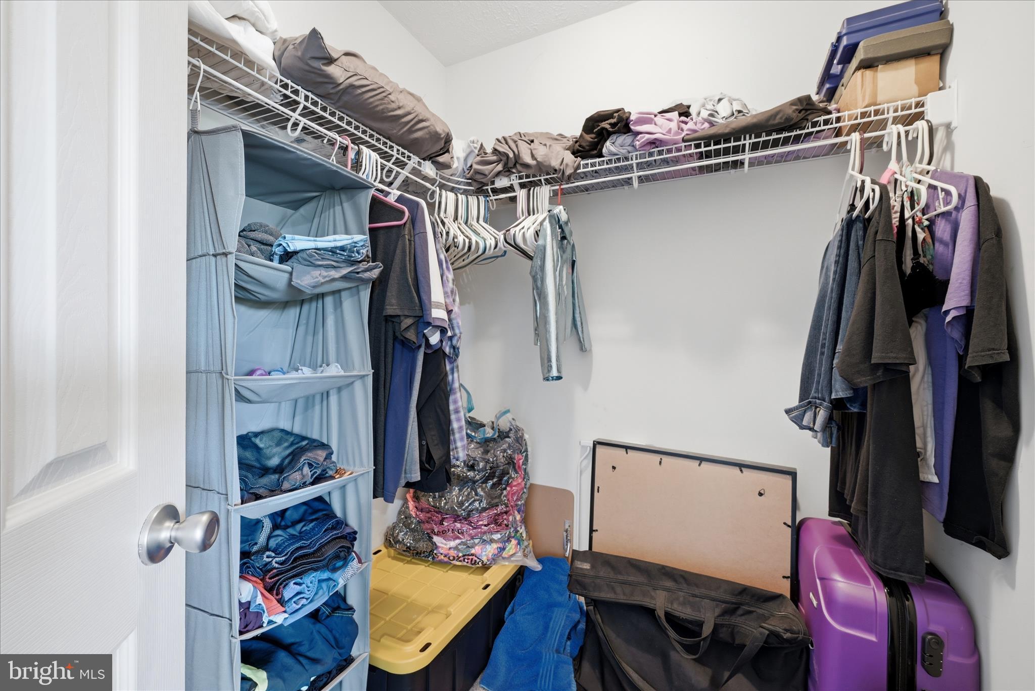 INWOOD VILLAGE - Residential