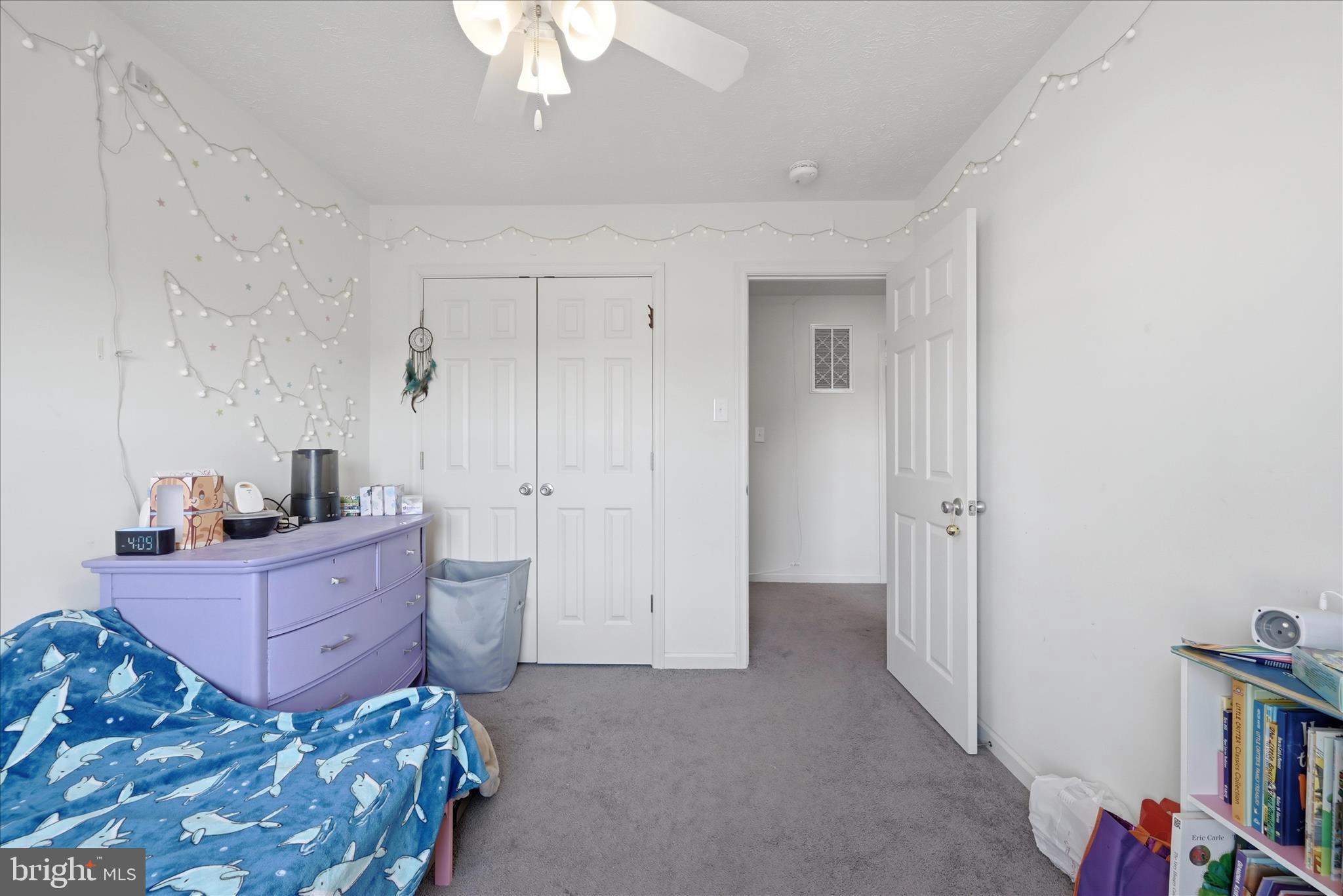 INWOOD VILLAGE - Residential