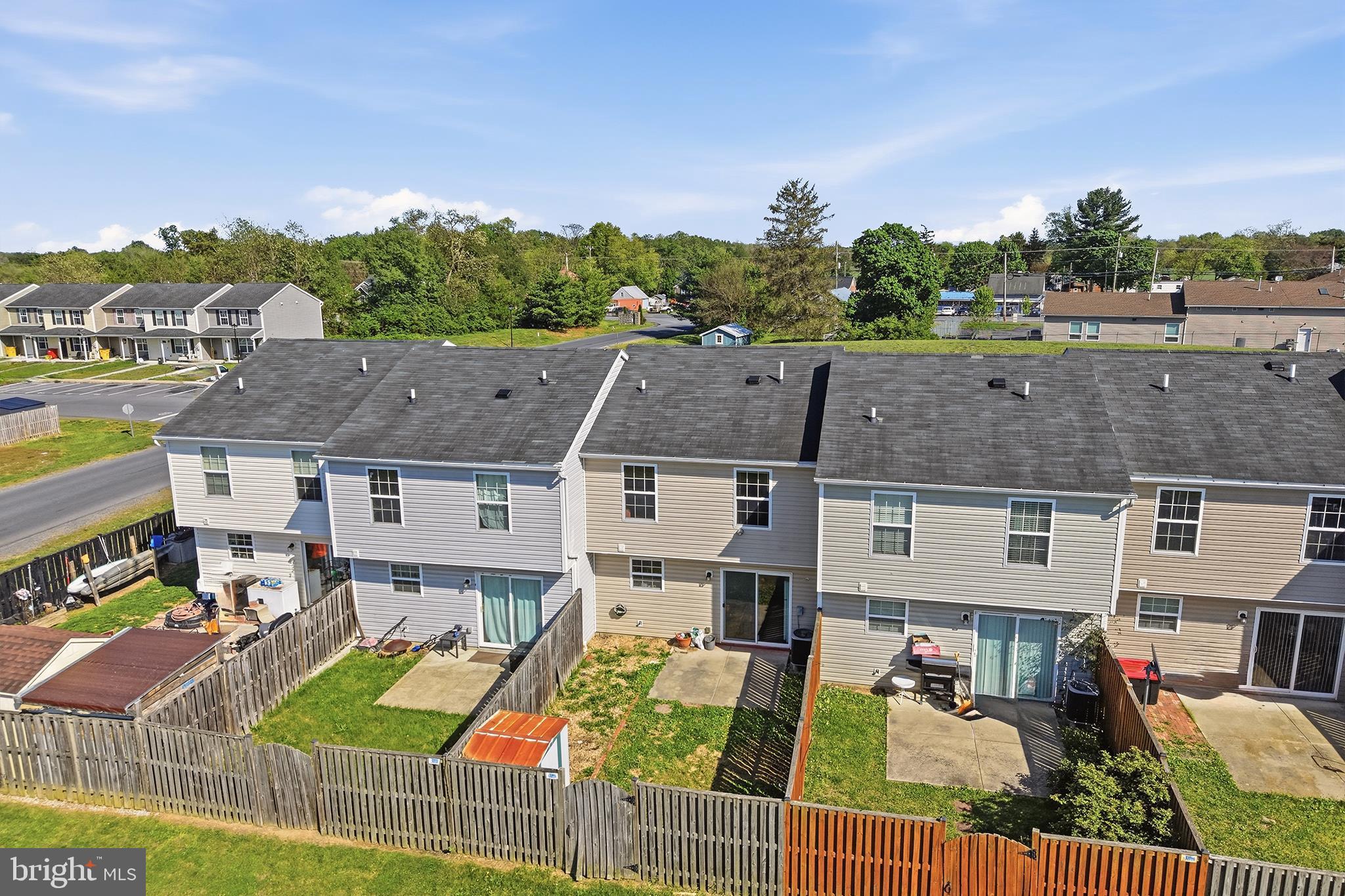 INWOOD VILLAGE - Residential