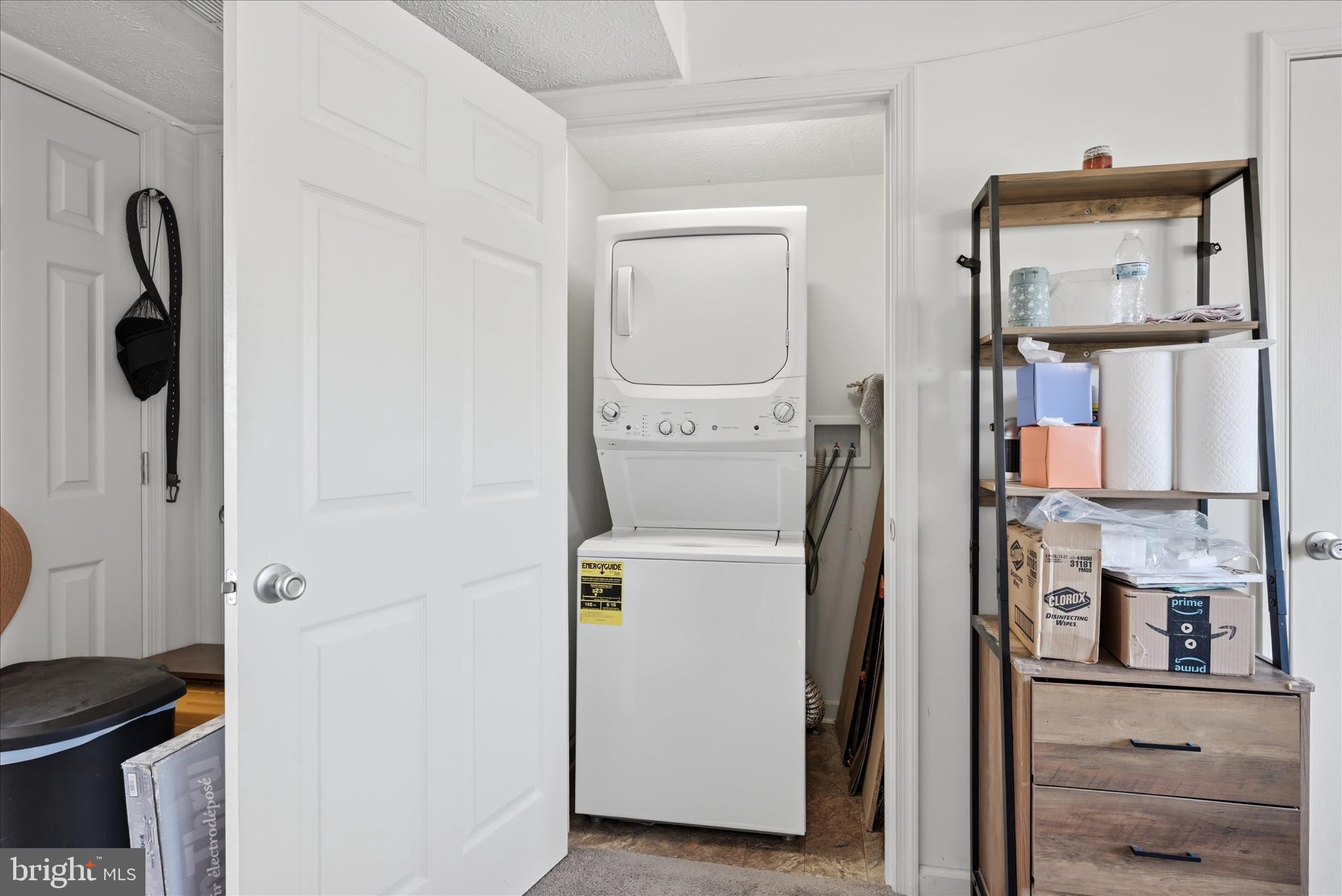 INWOOD VILLAGE - Residential