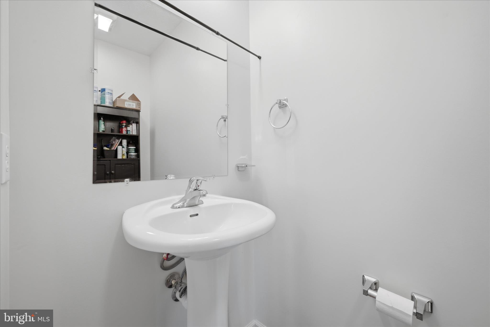 INWOOD VILLAGE - Residential