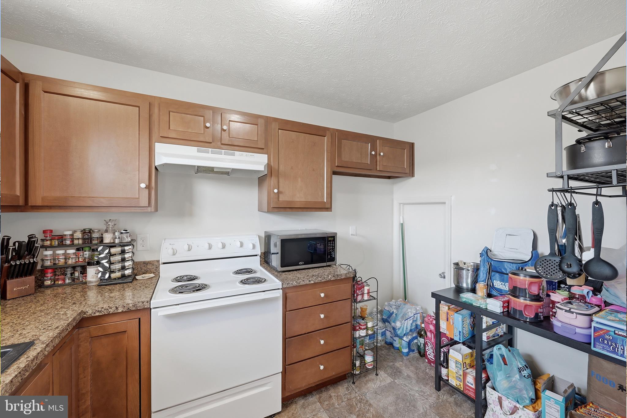 INWOOD VILLAGE - Residential