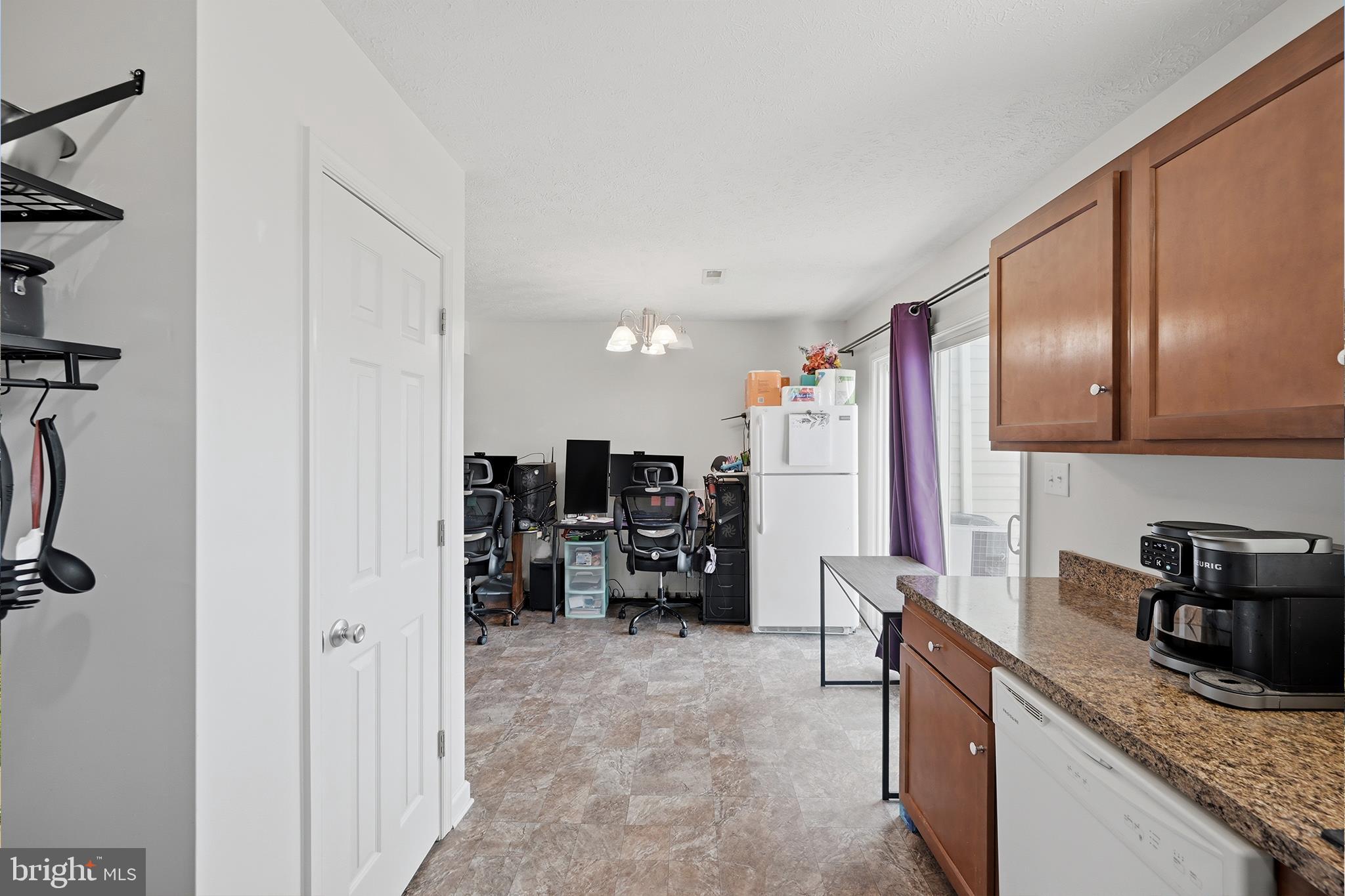 INWOOD VILLAGE - Residential