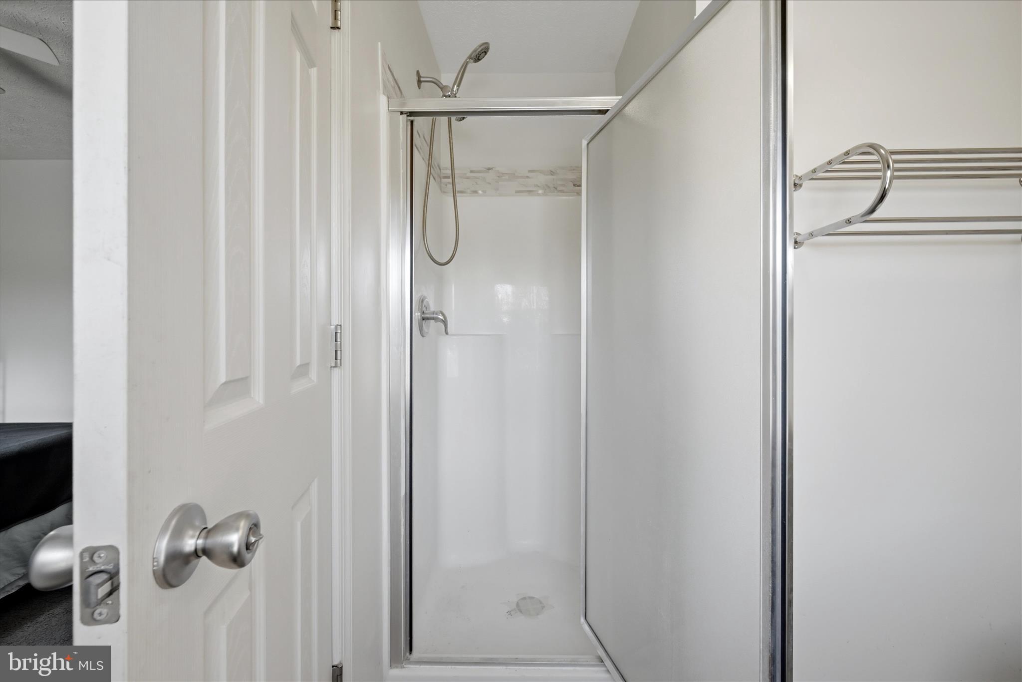 INWOOD VILLAGE - Residential