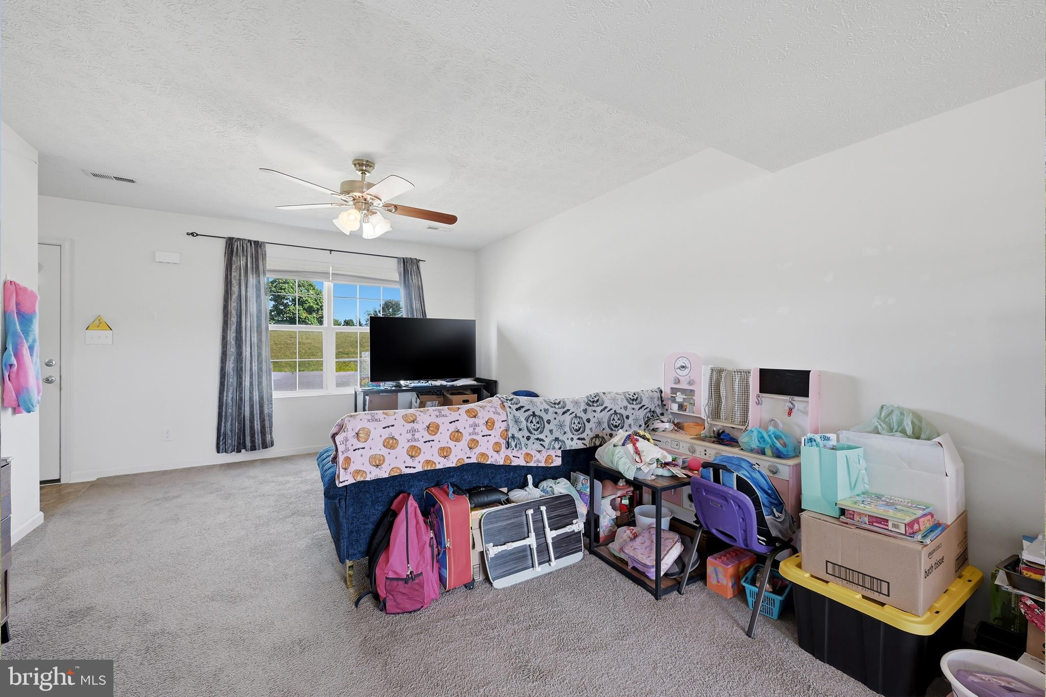 INWOOD VILLAGE - Residential