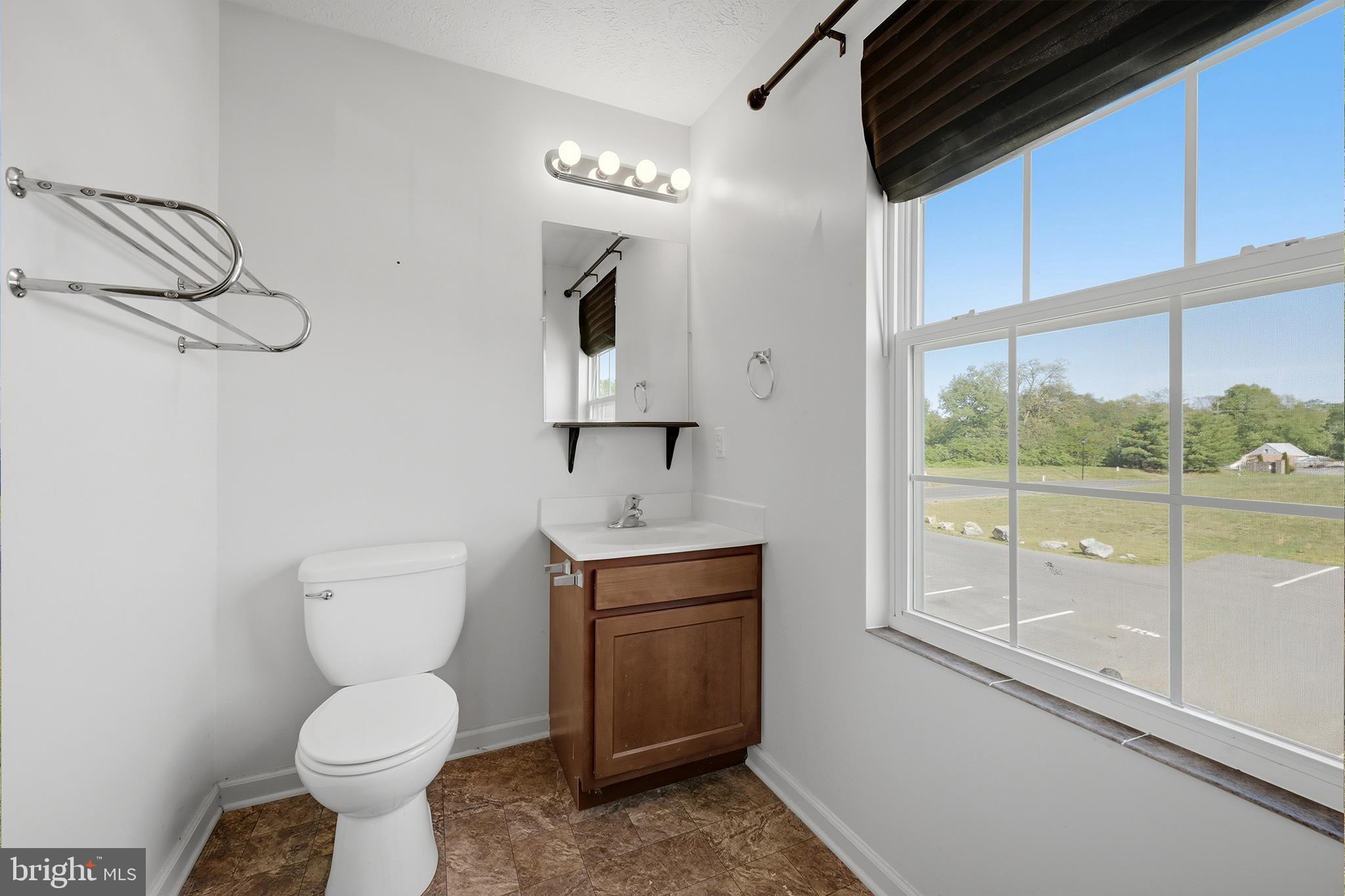 INWOOD VILLAGE - Residential