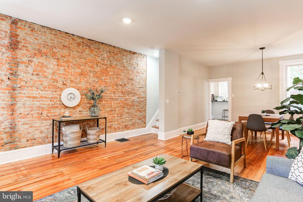 Photo of 806 N SHIPPEN ST, LANCASTER, PA 17603 (MLS # PALA2025678)