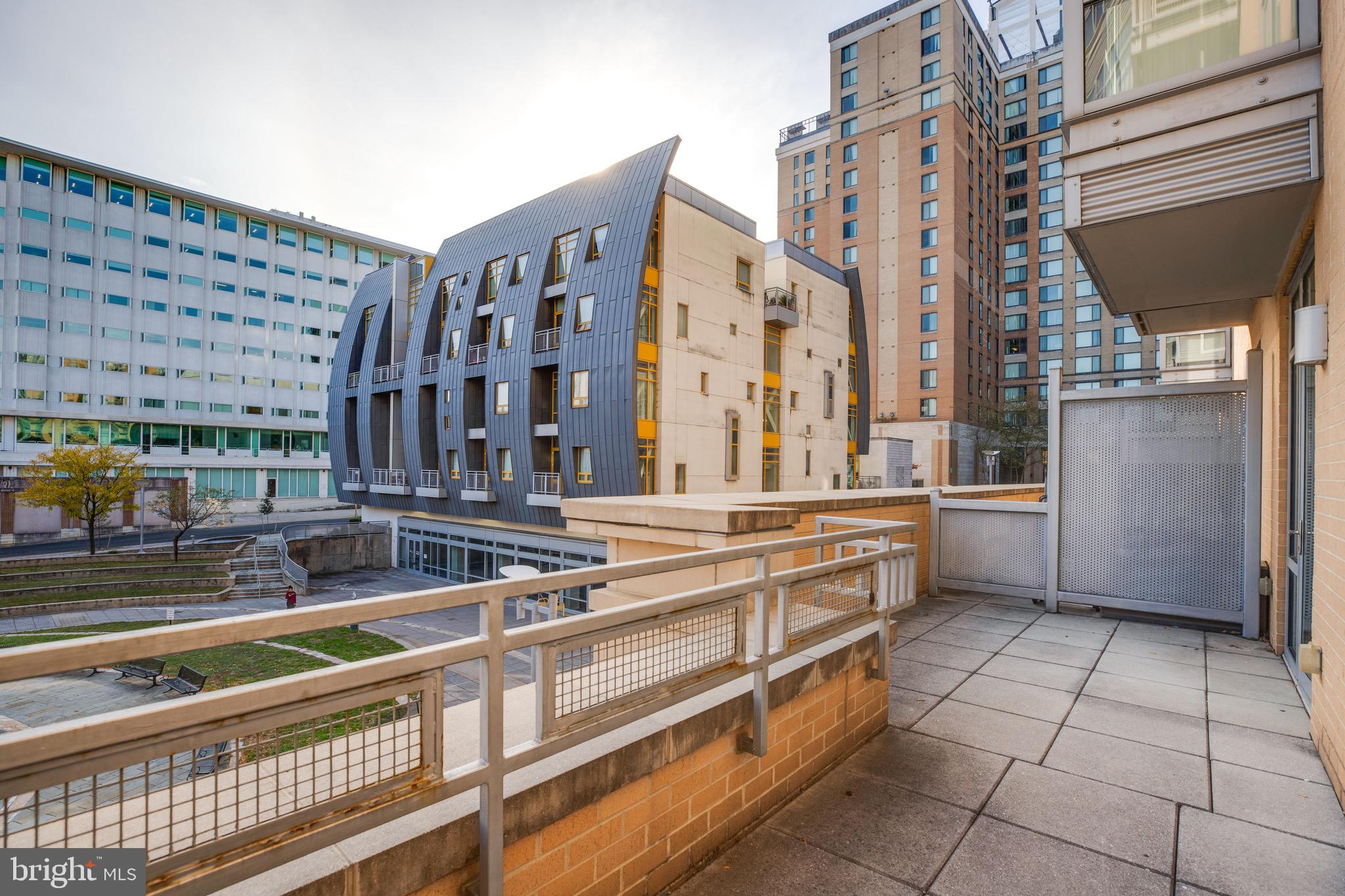 ONE INDEPENDENCE PLAZA - Residential