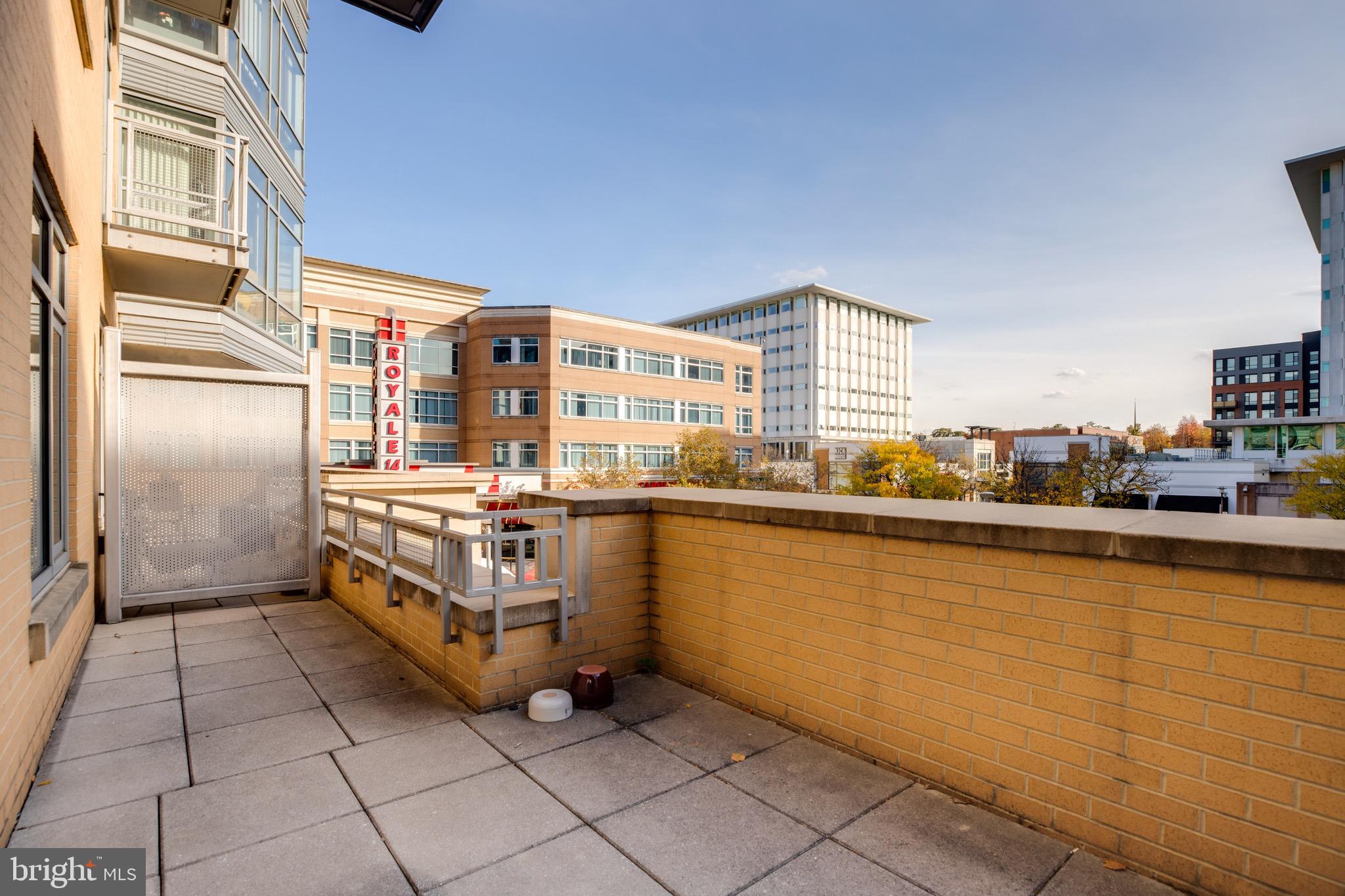 ONE INDEPENDENCE PLAZA - Residential