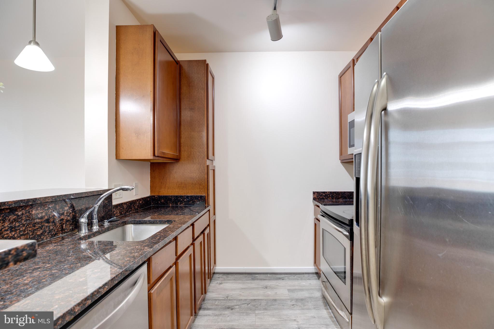 ONE INDEPENDENCE PLAZA - Residential