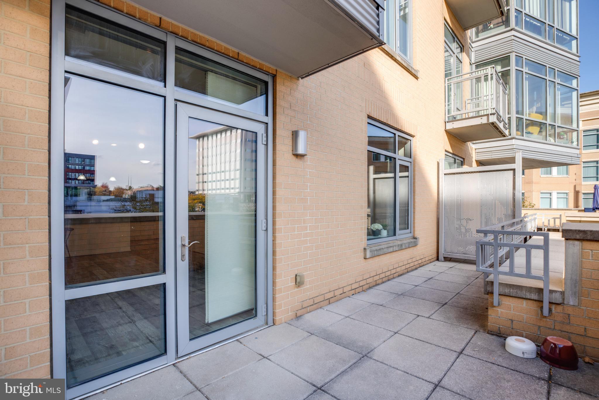 ONE INDEPENDENCE PLAZA - Residential