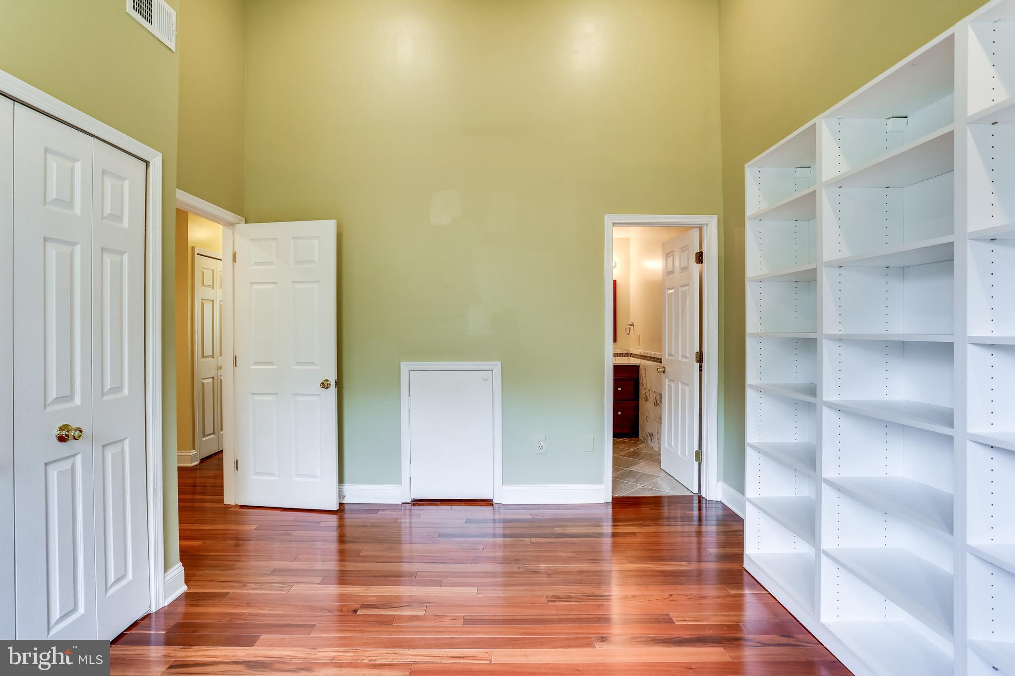 WOODLAND VILLAGE - Residential Lease