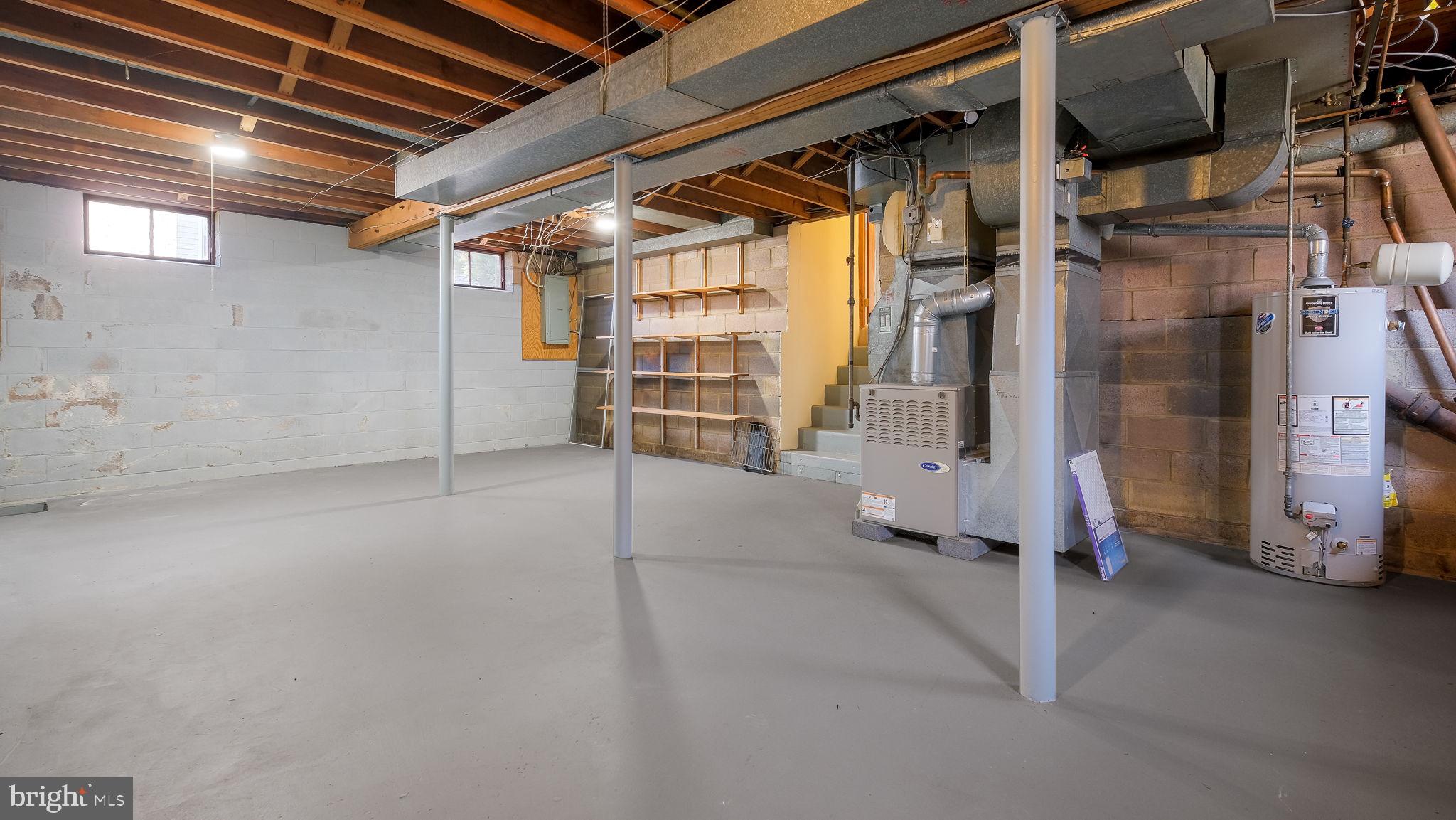 ABINGTON WOODS - Residential