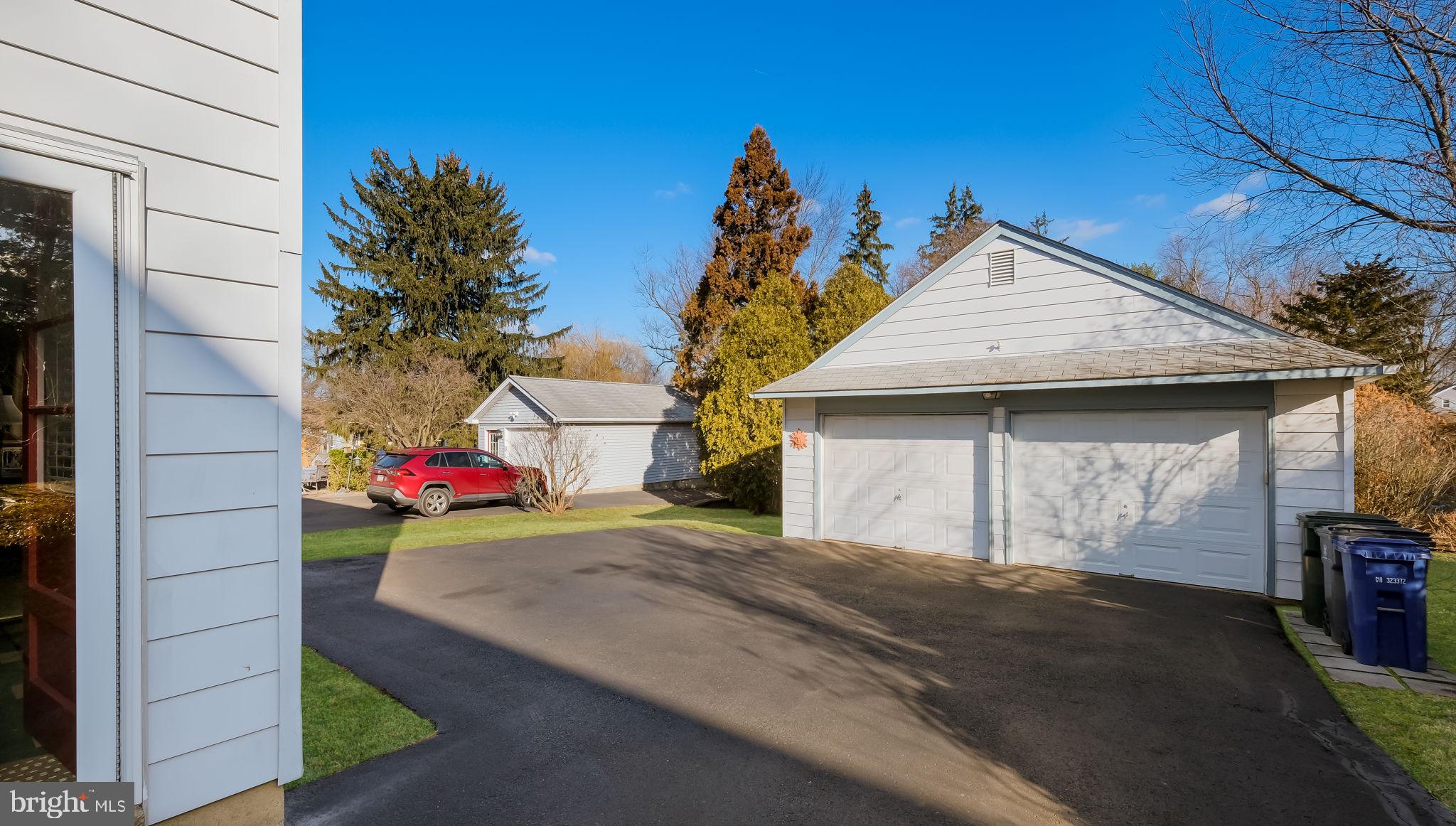 ABINGTON WOODS - Residential