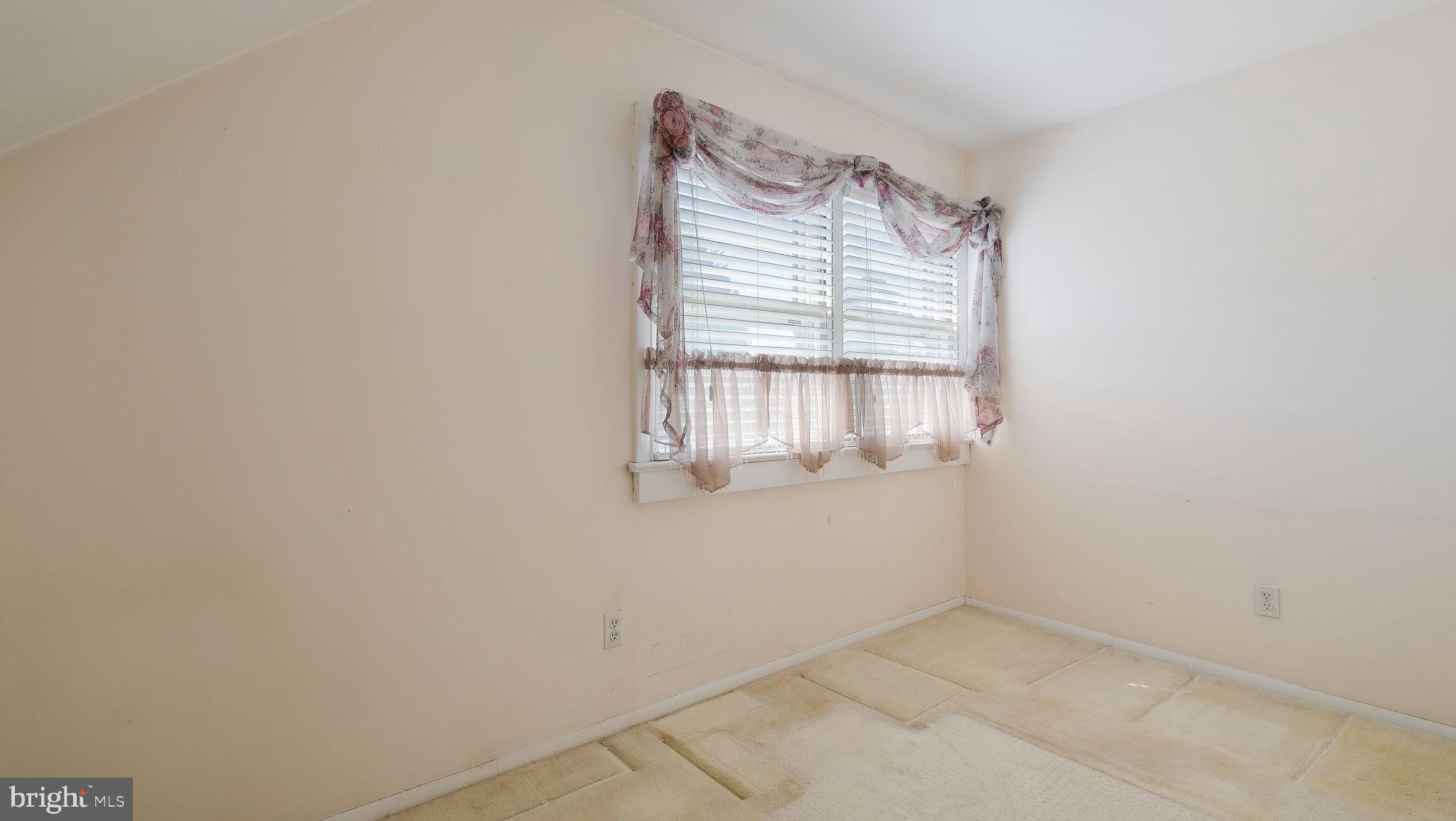 ABINGTON WOODS - Residential