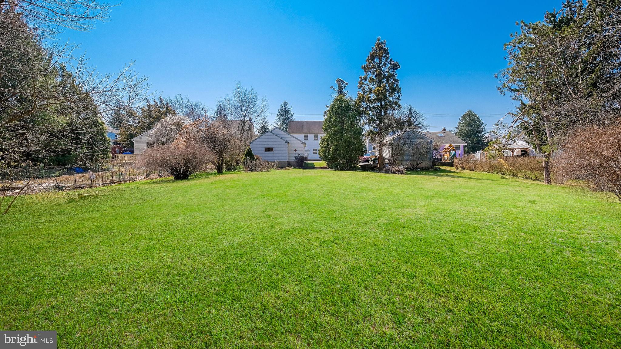 ABINGTON WOODS - Residential