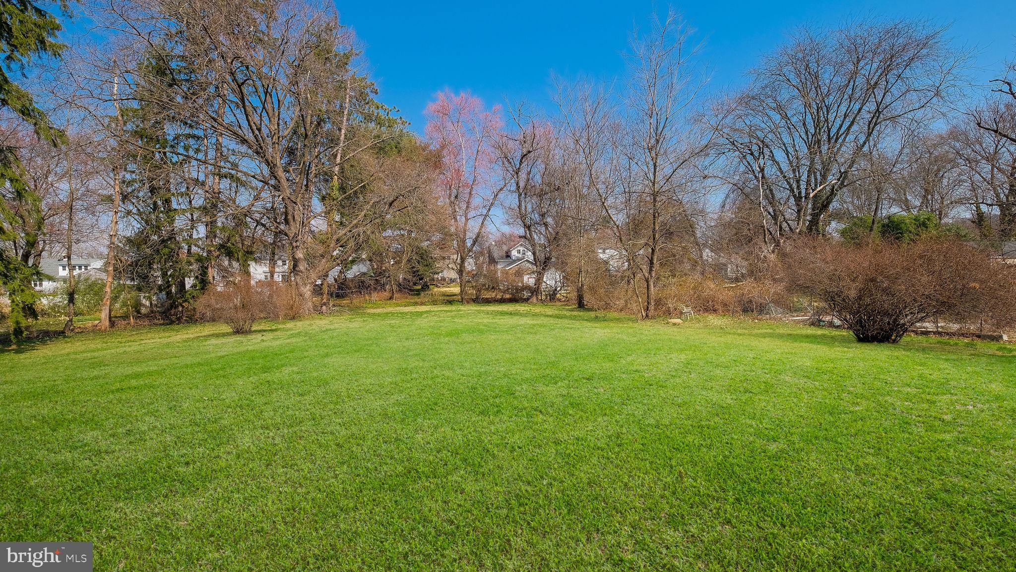 ABINGTON WOODS - Residential