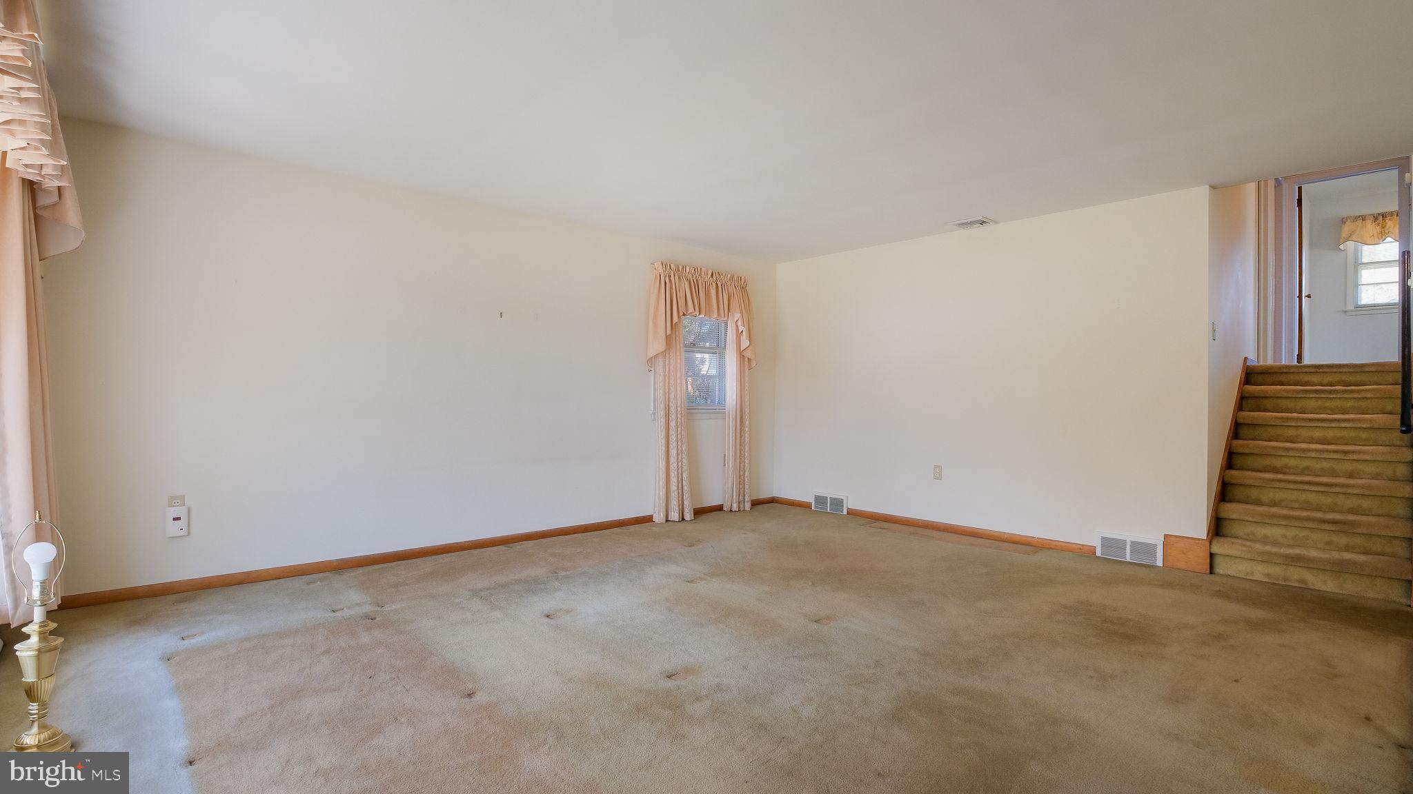 ABINGTON WOODS - Residential