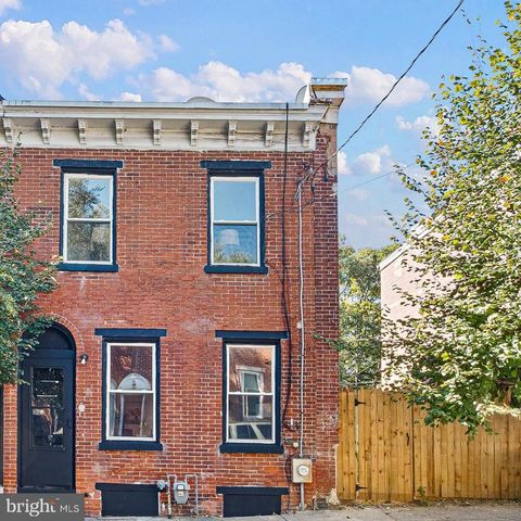 Photo of 822 W 7th Street, WILMINGTON, DE 19801 (MLS # DENC2090528)
