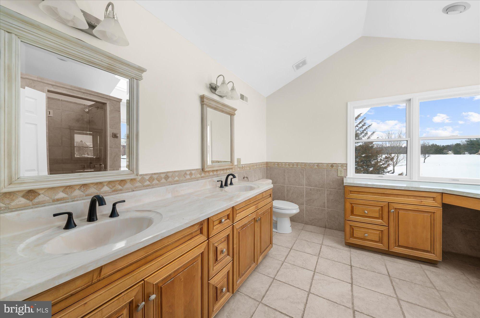 ESTS INDIAN CREEK - Residential