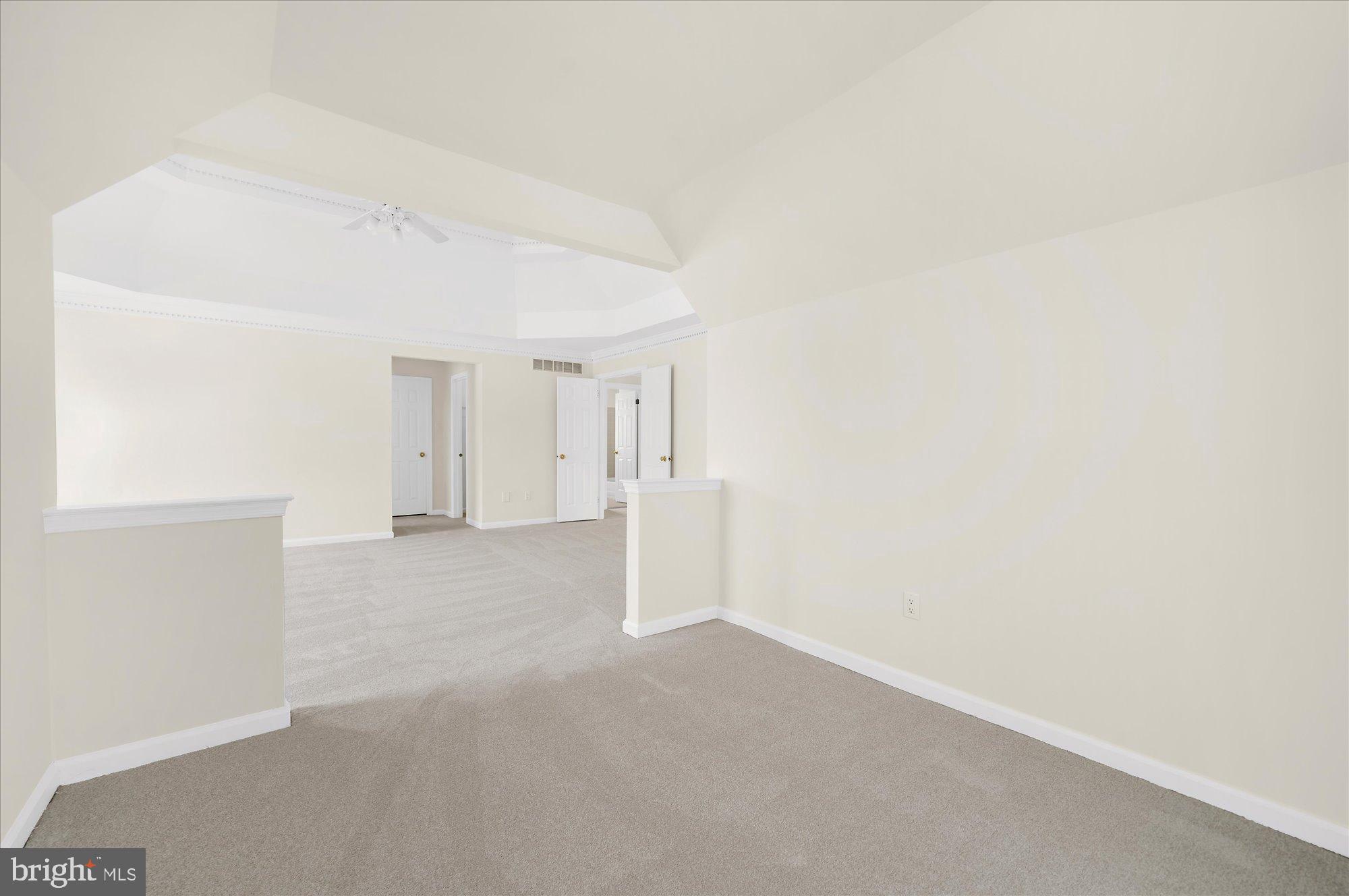 ESTS INDIAN CREEK - Residential