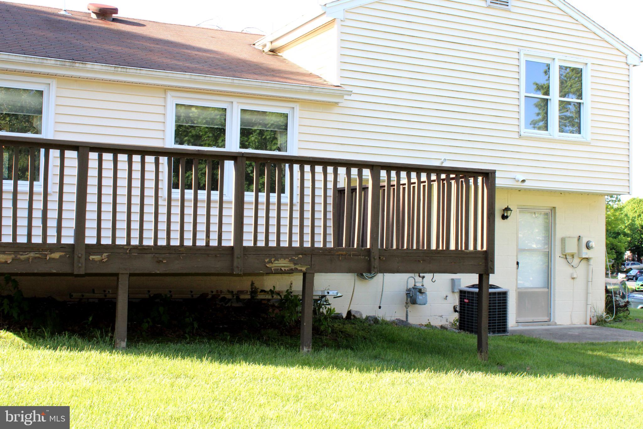 PLEASANT HILL - Residential