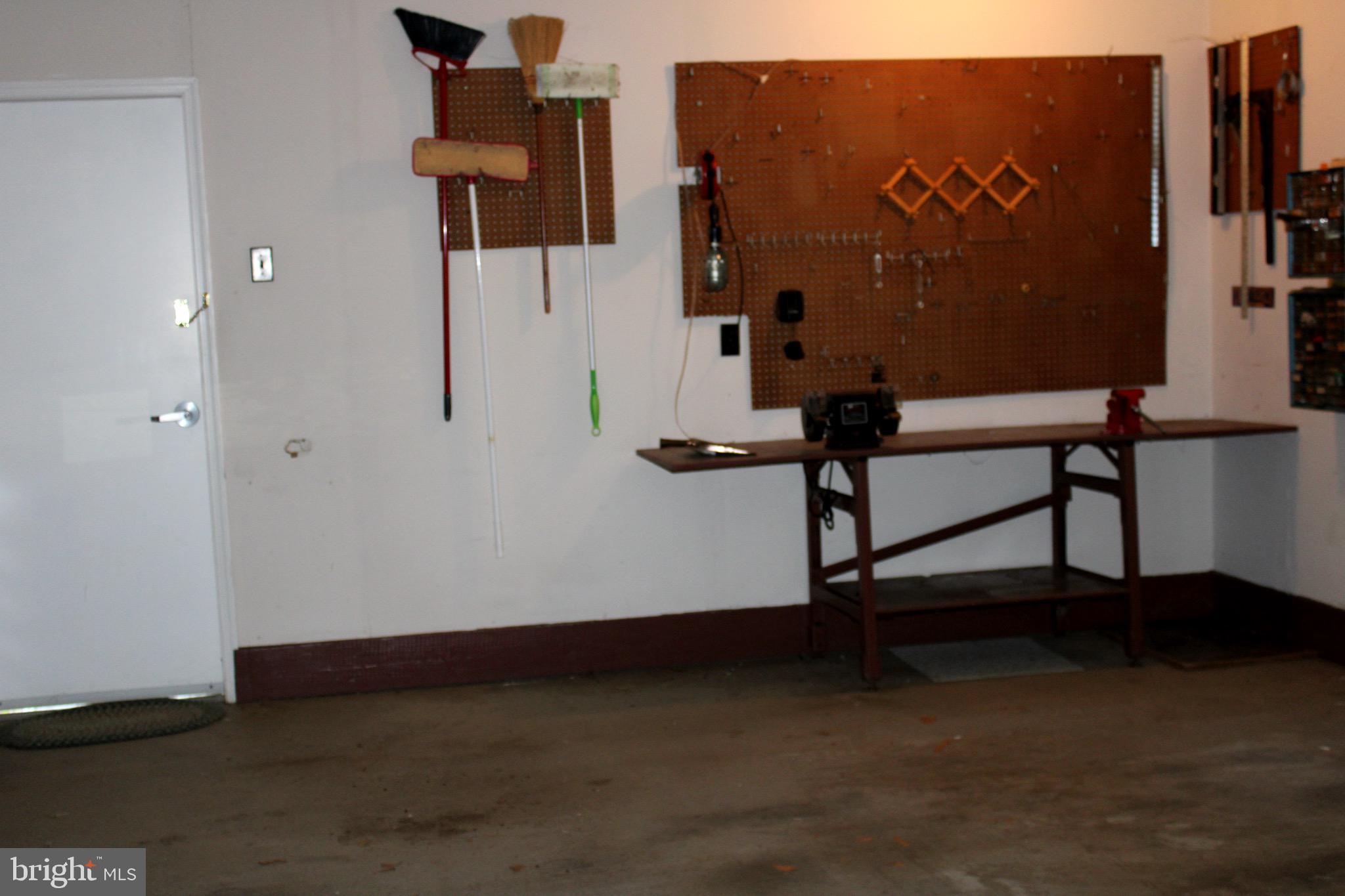 PLEASANT HILL - Residential