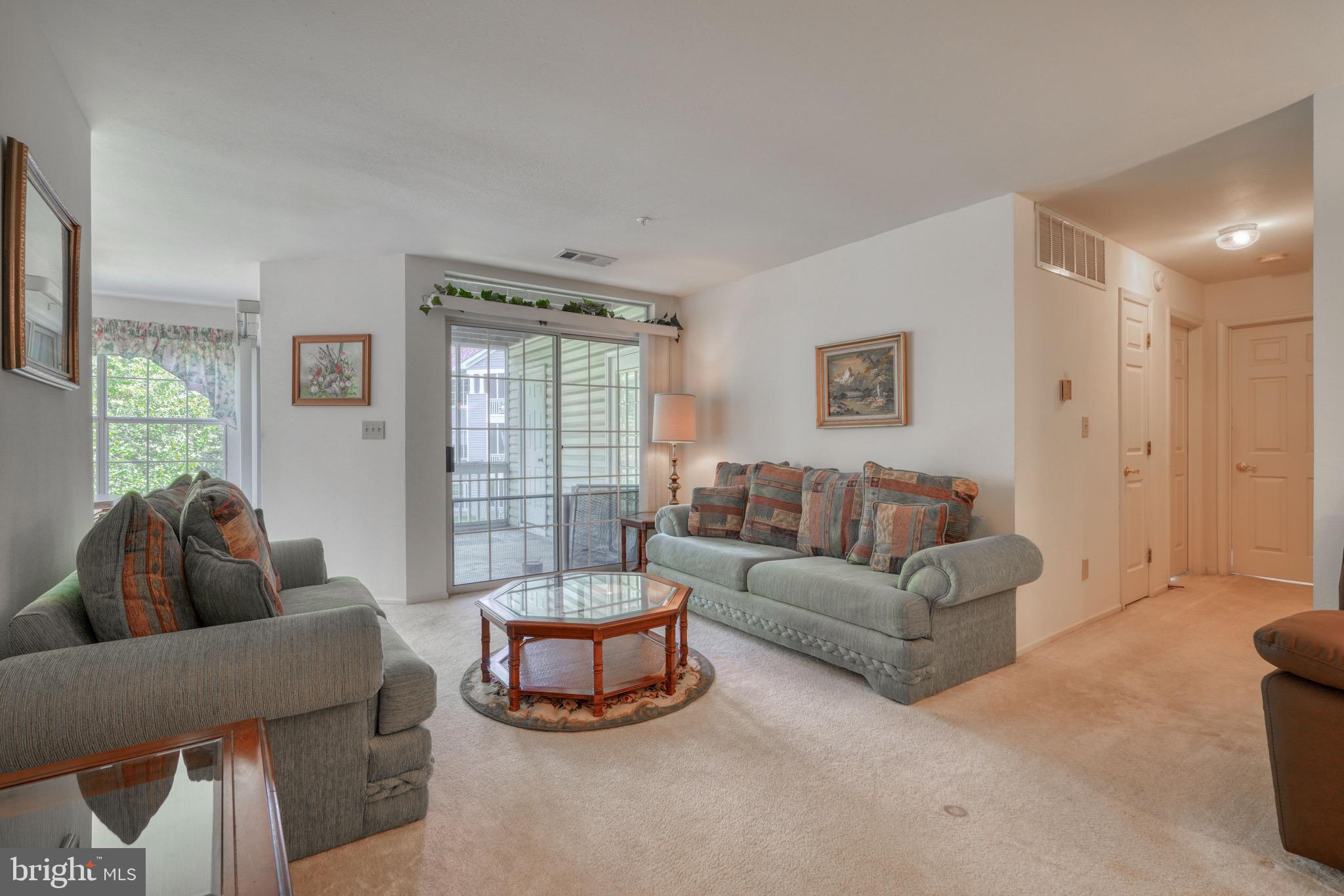 ENGLISH COUNTRY MANOR - Residential