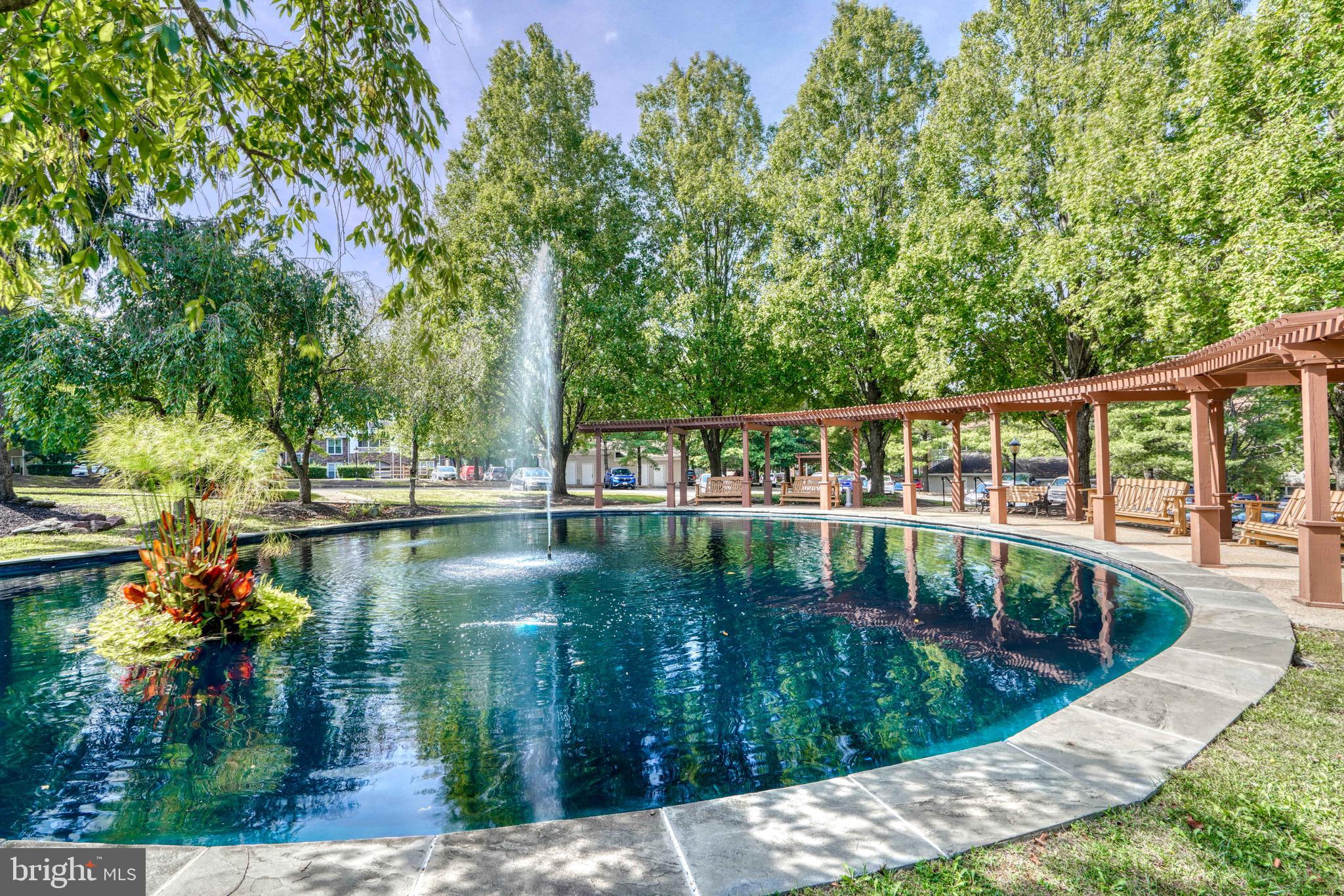 ENGLISH COUNTRY MANOR - Residential