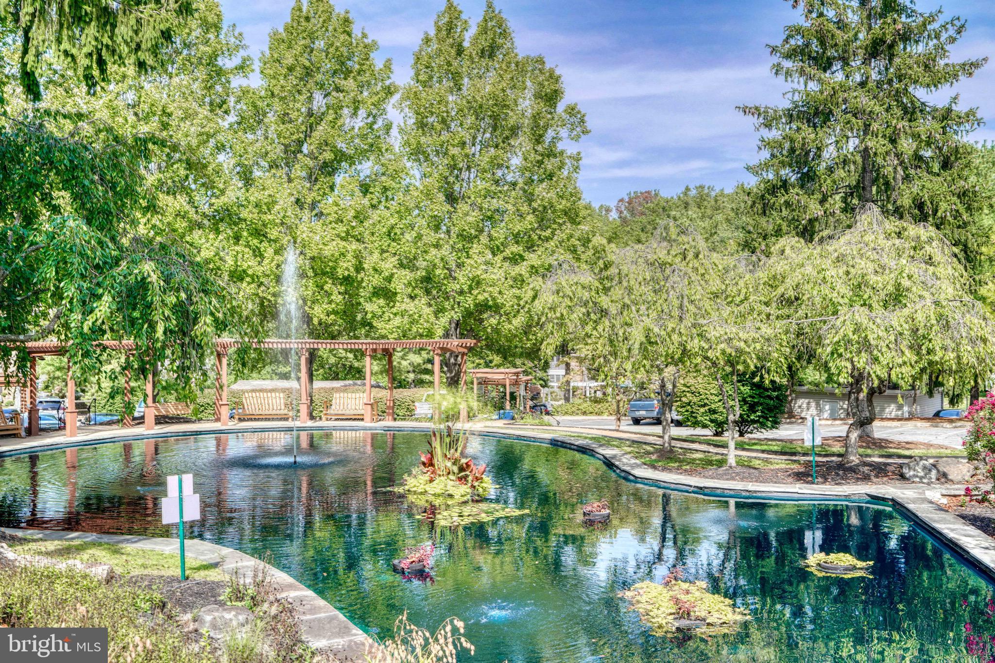 ENGLISH COUNTRY MANOR - Residential