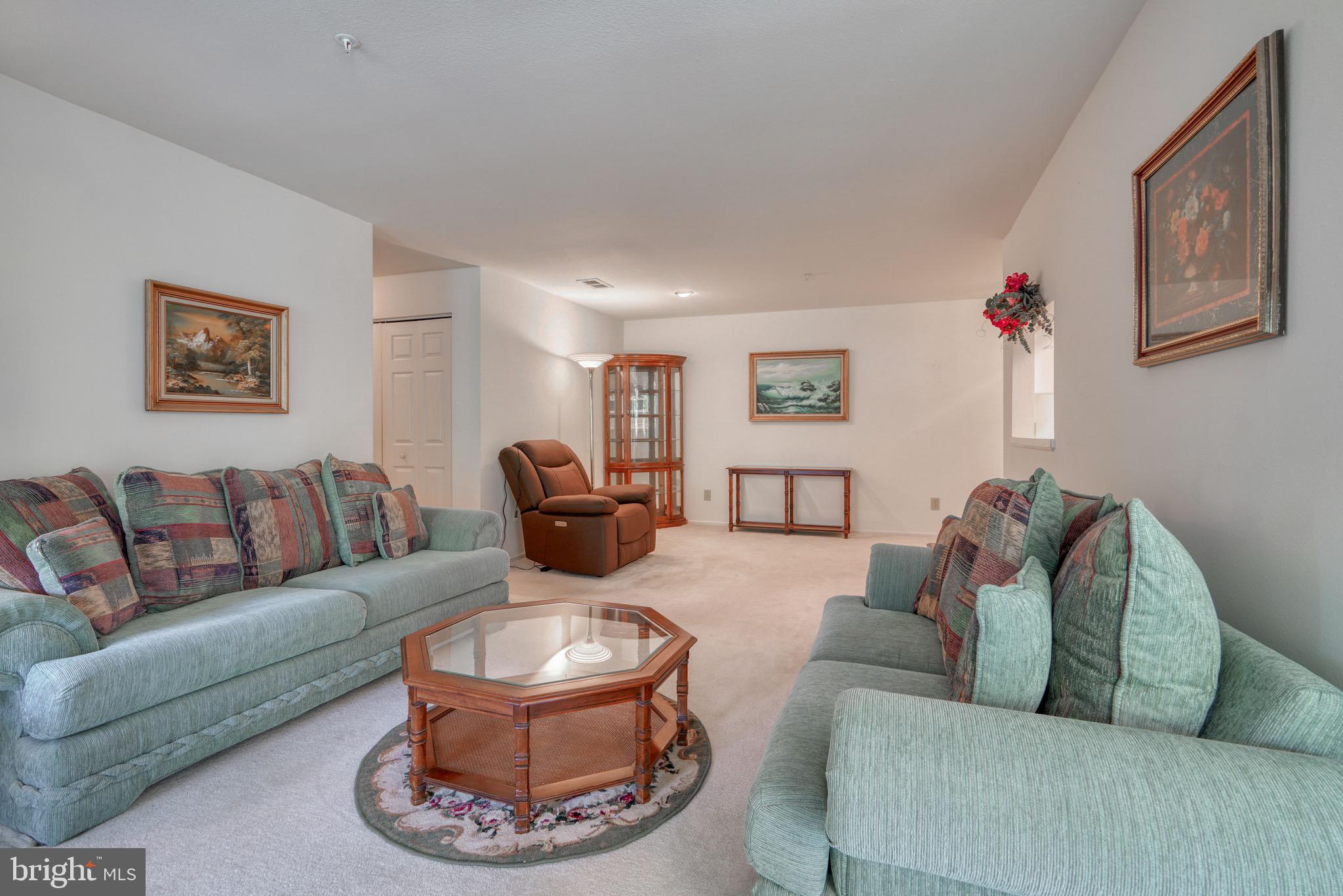 ENGLISH COUNTRY MANOR - Residential