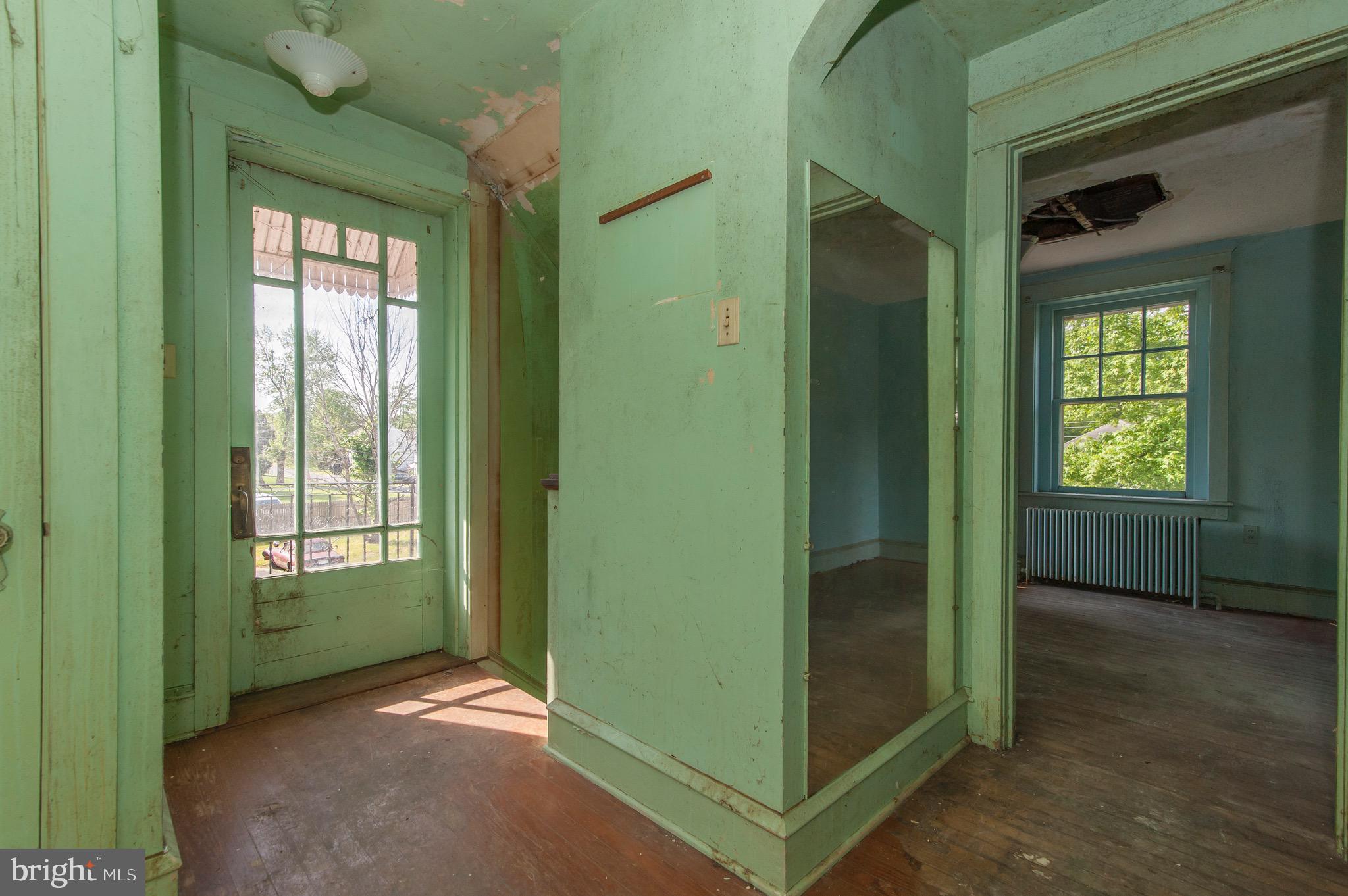 HISTORIC CHARLESTOWN - Residential