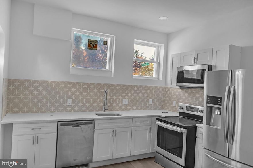 perfect of a large family or assisted  living or rooming house . fully renovated.
Has Sprinkler system, buyer to complete installation of alarm system