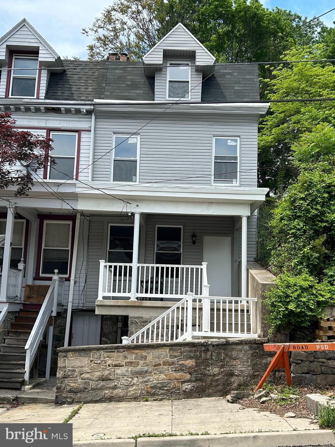 SPACIOUS & AFFORDABLE 5 BEDROOMS, 1 1/2 BATH HALF DOUBLE WITH MODERN KITCHEN, NEW FLOORS, NEW WINDOWS, NEW BATHS AND ELECTRIC!