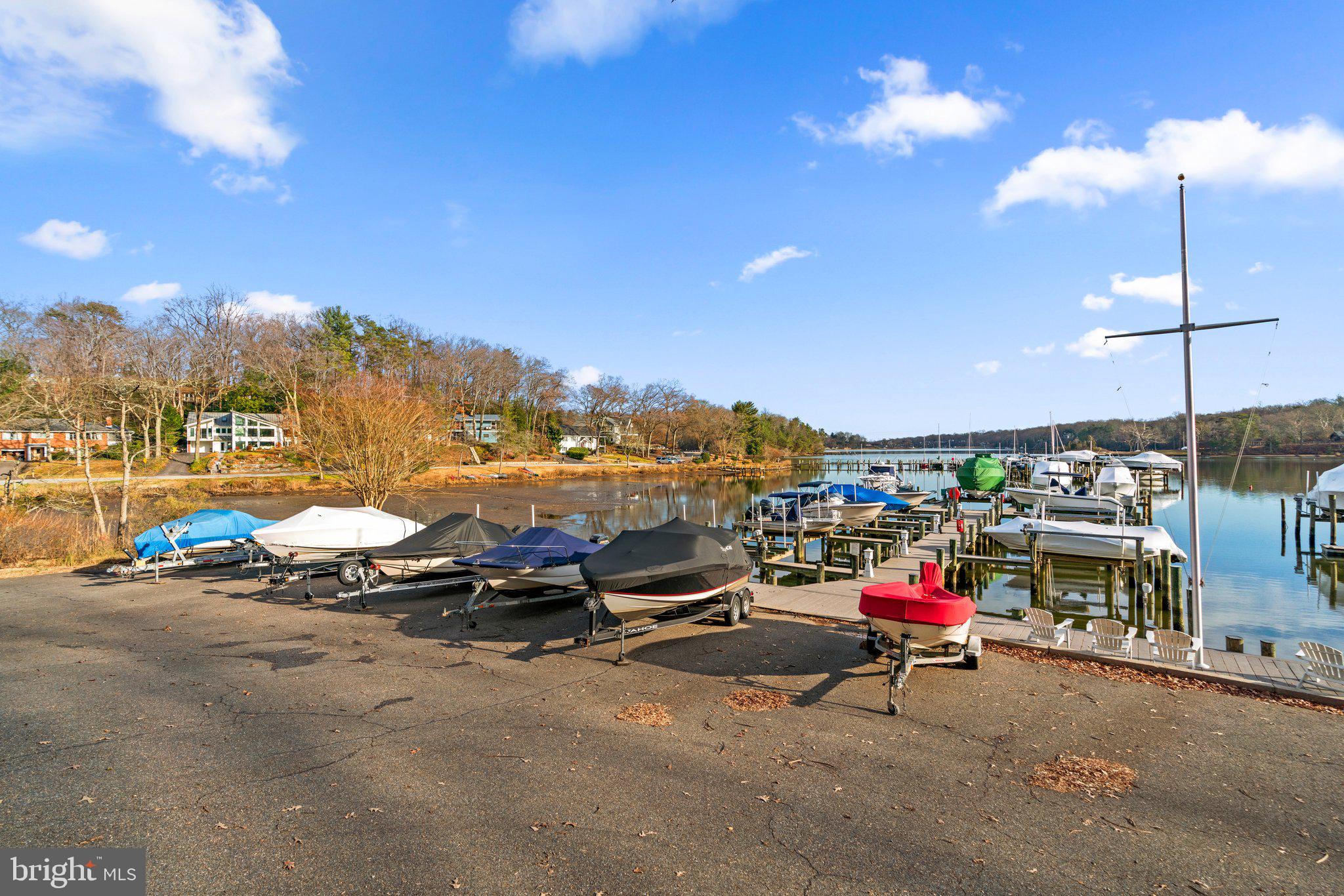 POINT FIELD LANDING - Residential