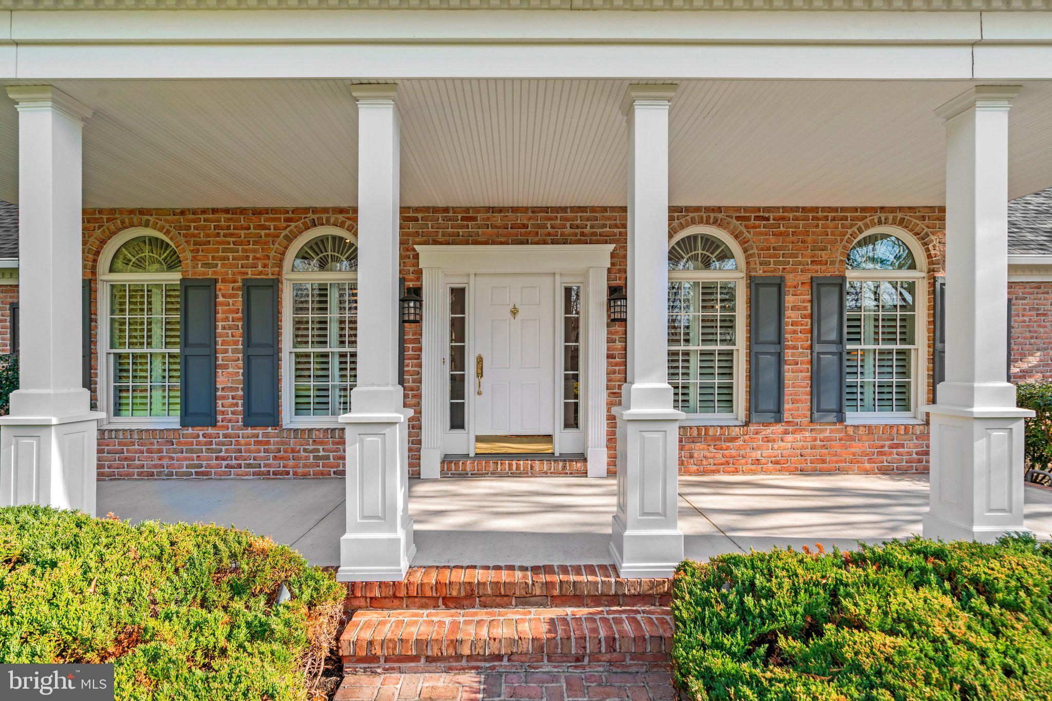 POINT FIELD LANDING - Residential