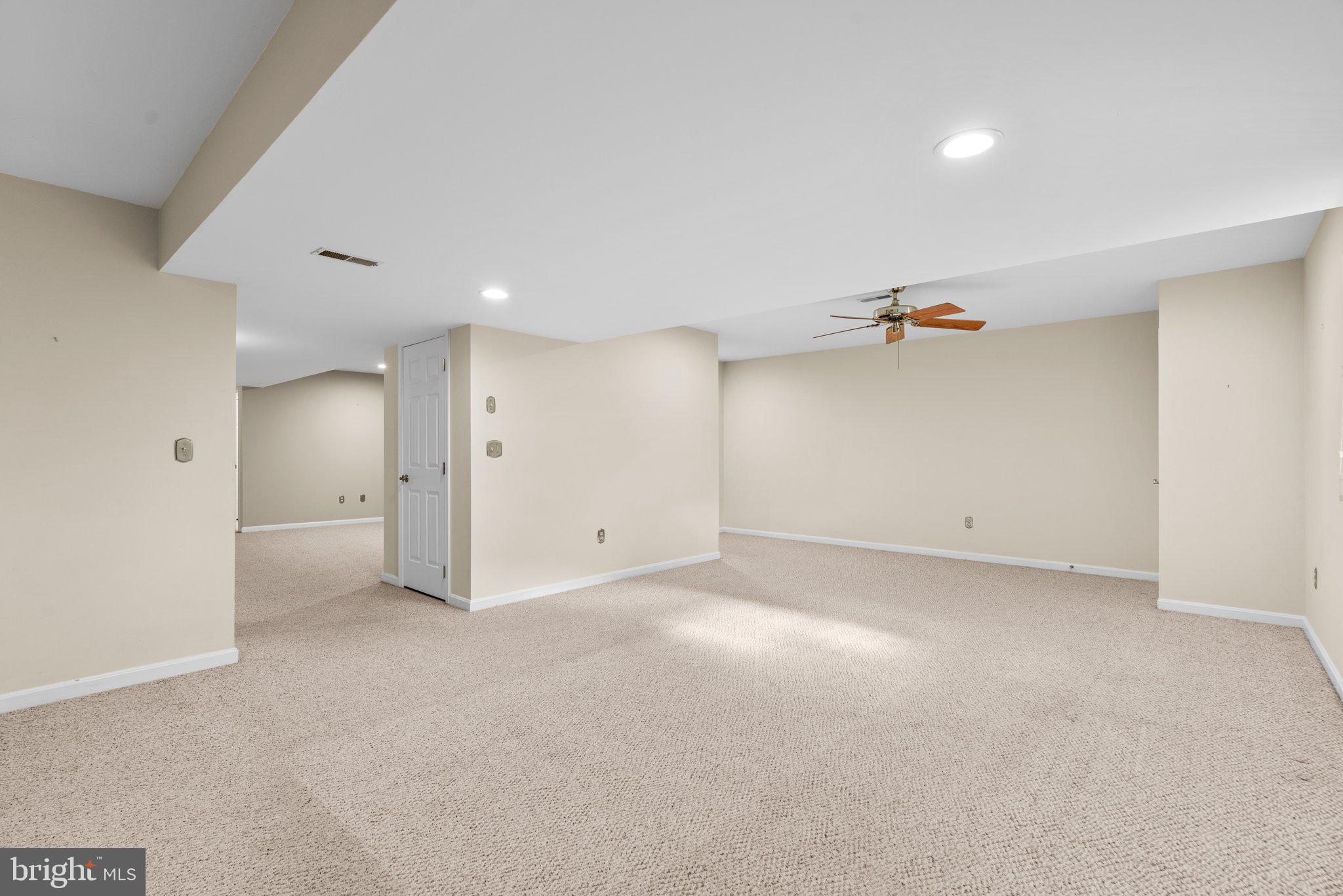 POINT FIELD LANDING - Residential