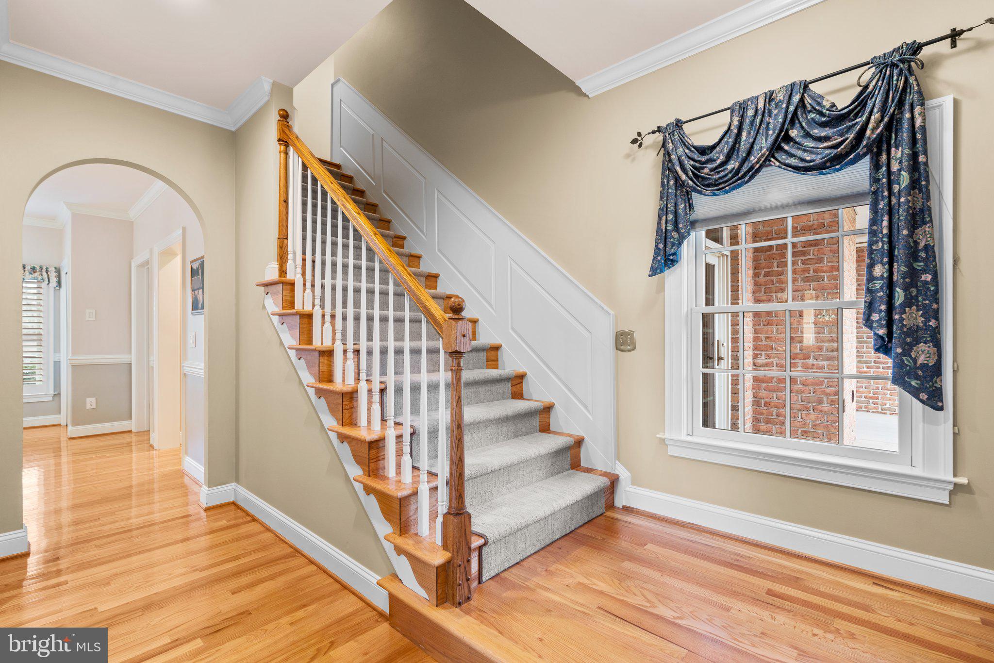 POINT FIELD LANDING - Residential