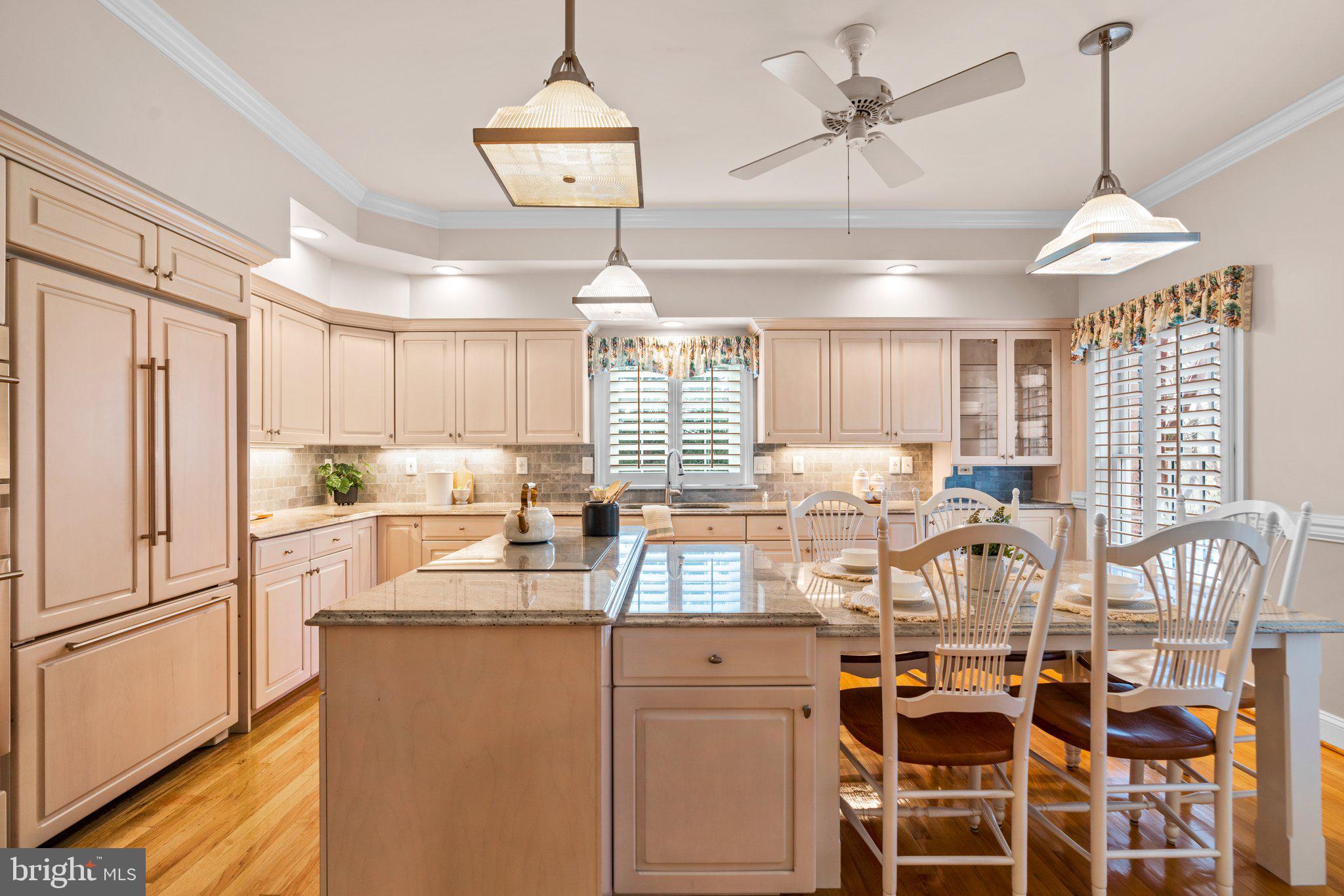 POINT FIELD LANDING - Residential