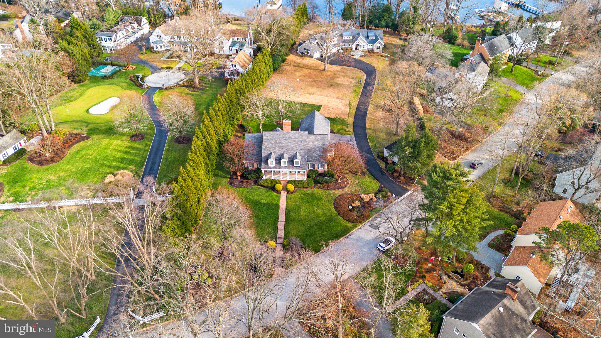 POINT FIELD LANDING - Residential