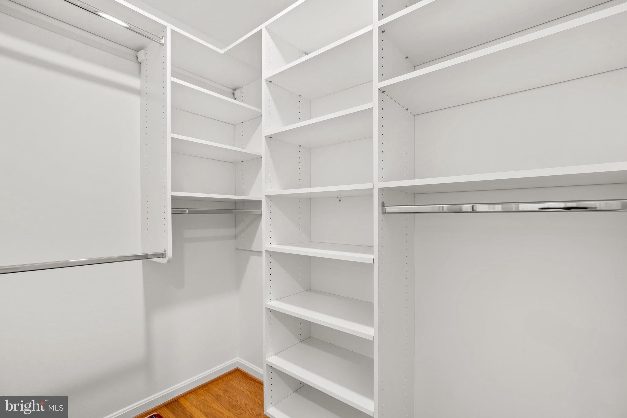 POINT FIELD LANDING - Residential