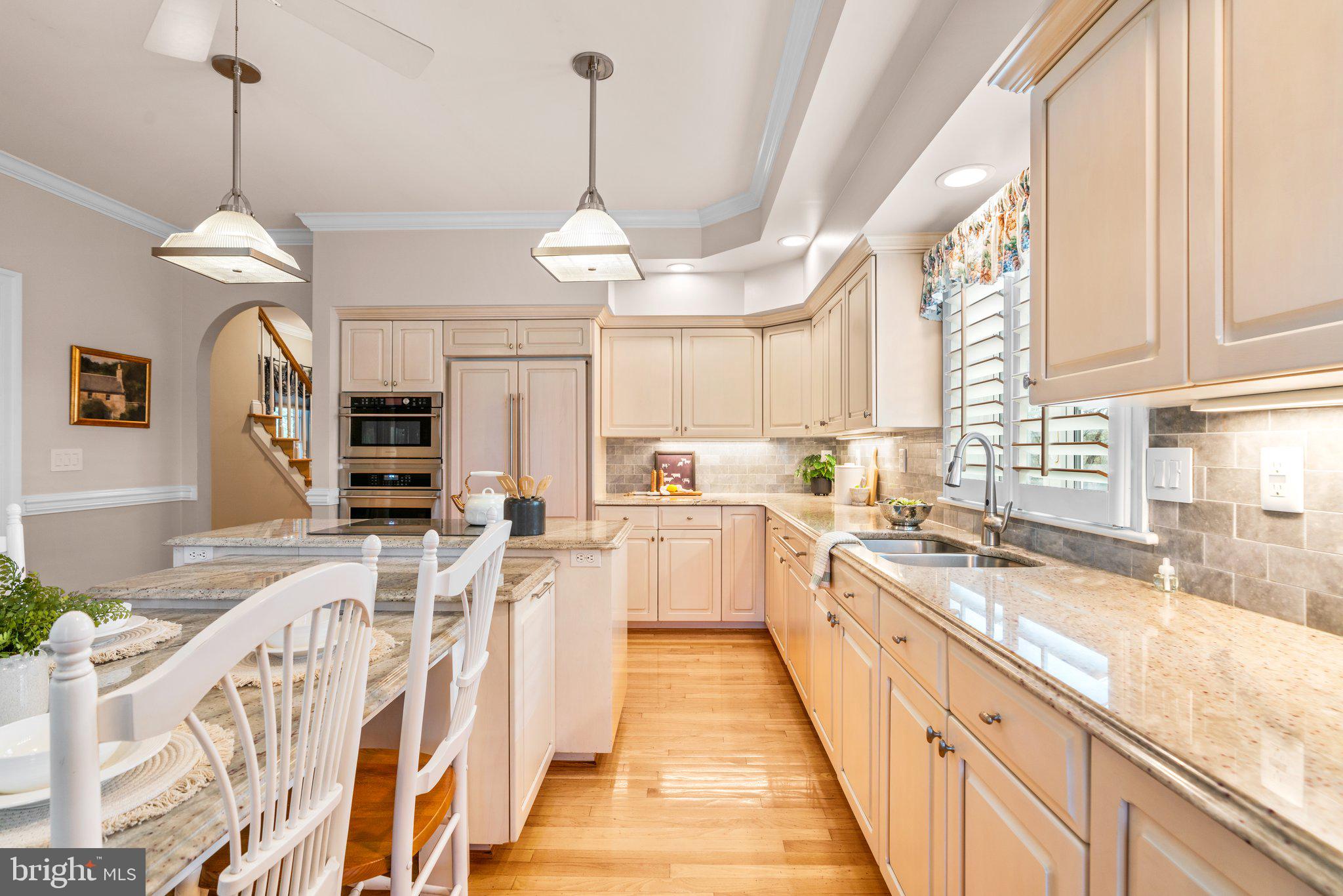 POINT FIELD LANDING - Residential